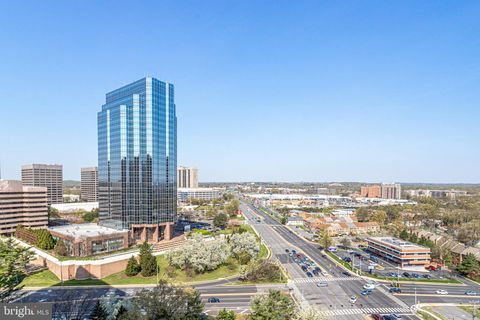 Photo of 3701 S George Mason Drive #1111N, FALLS CHURCH, VA 22041 (MLS # VAFX2298186)