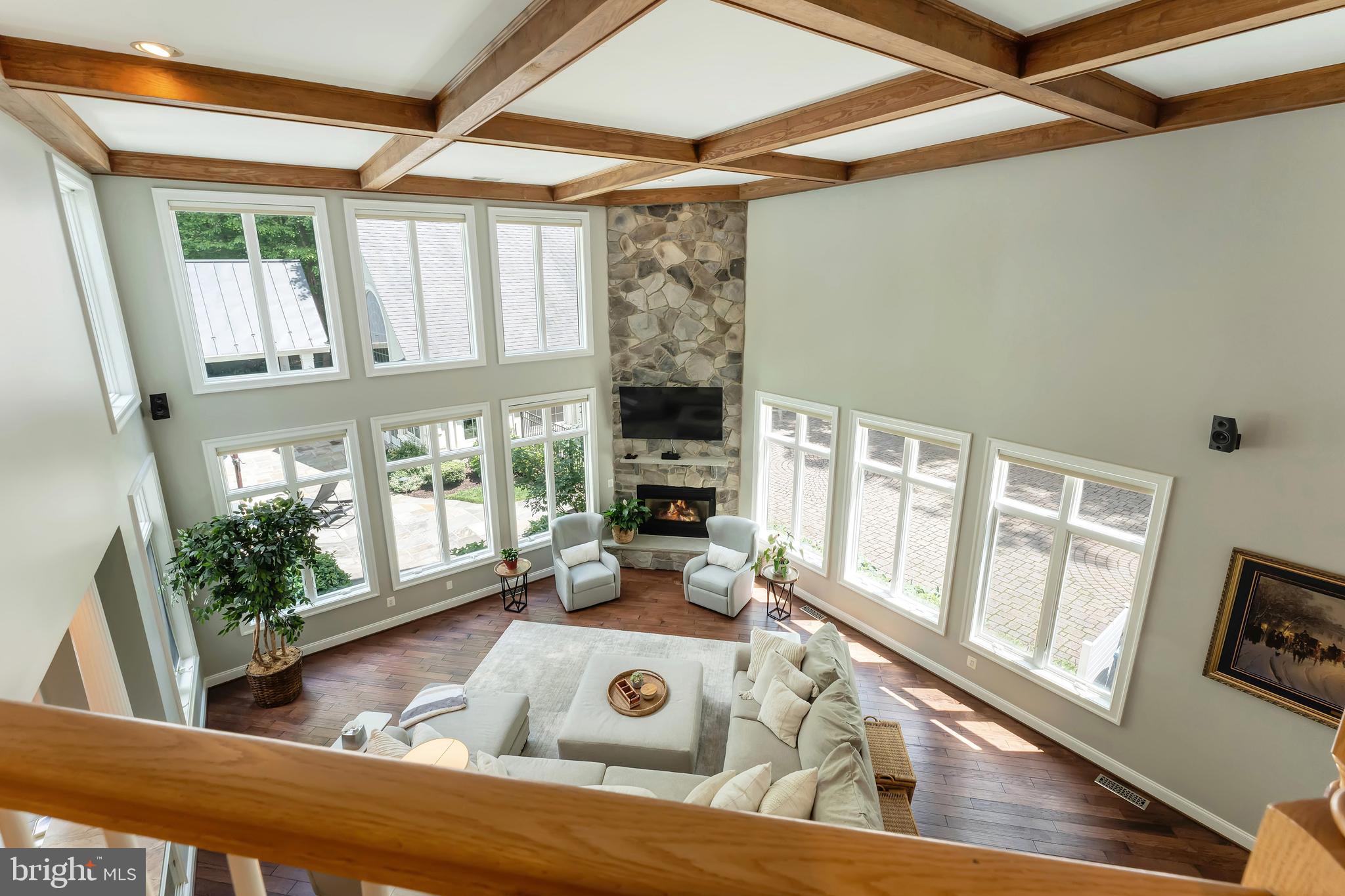 HUNTWOOD MANOR - Residential