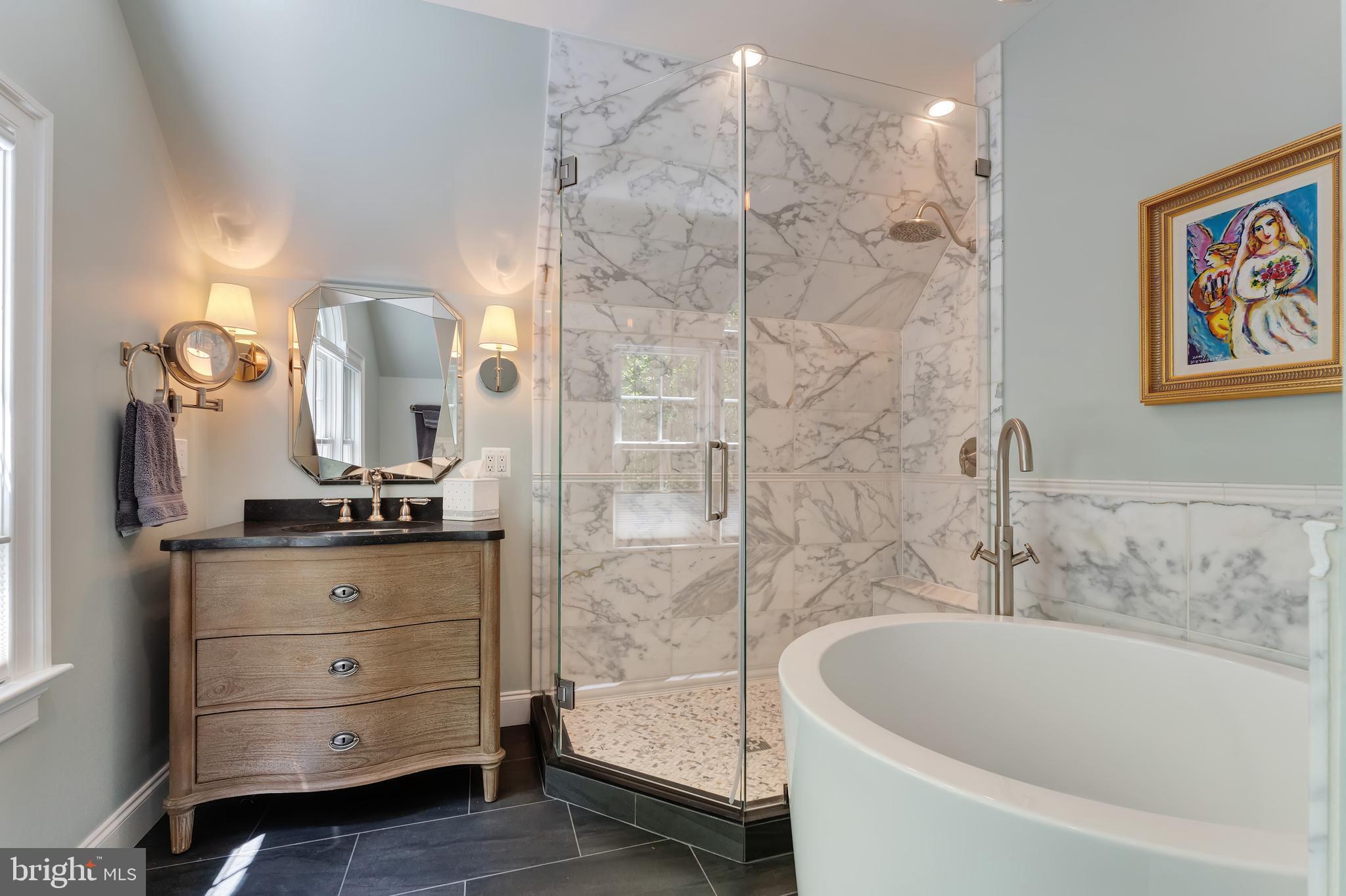 HUNTWOOD MANOR - Residential