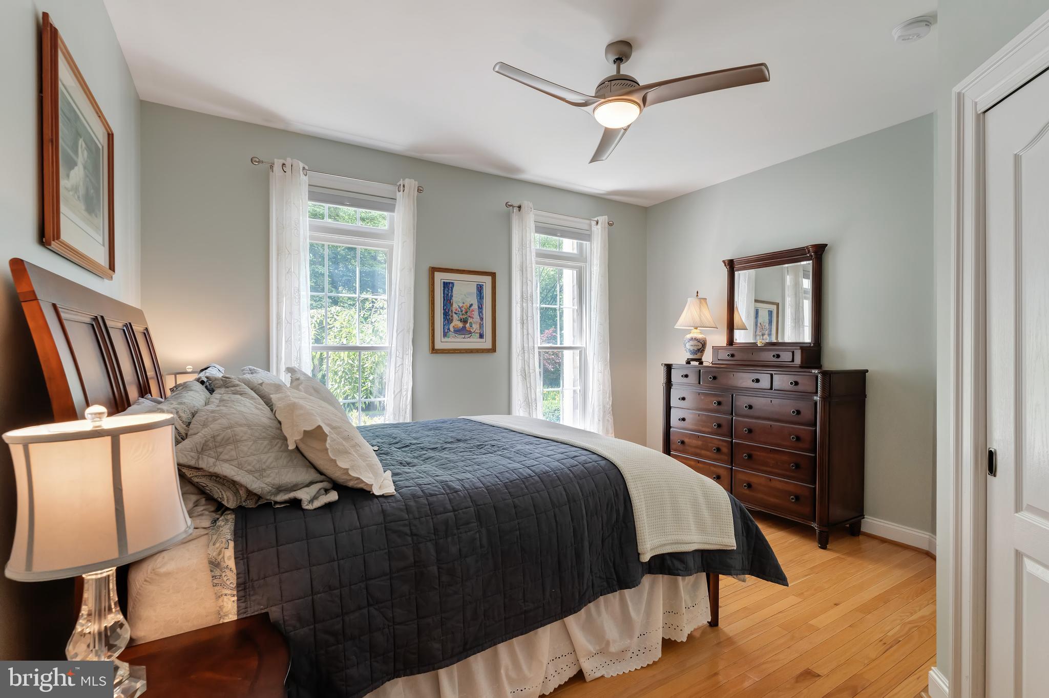 HUNTWOOD MANOR - Residential