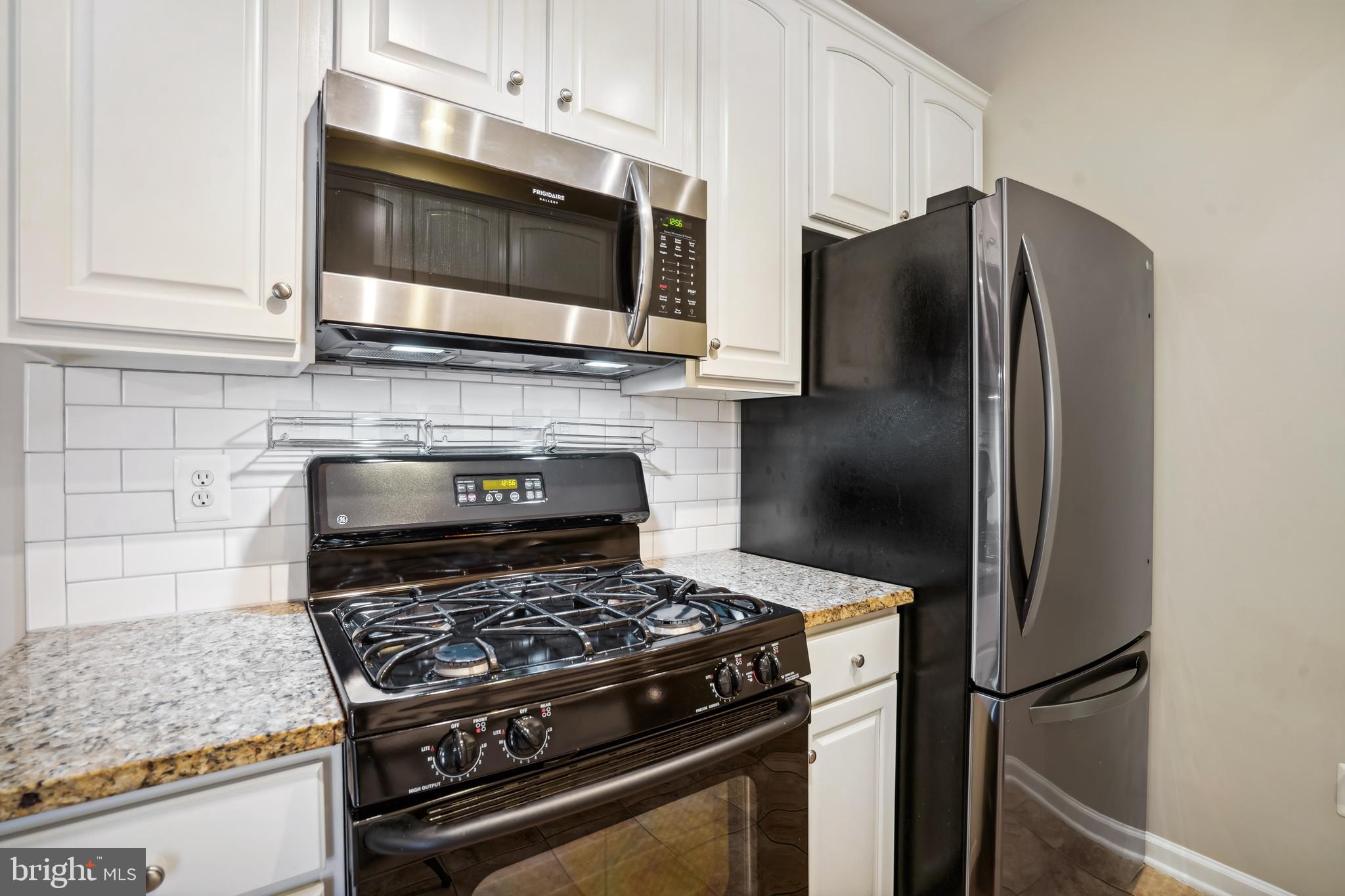 RIDGES AT BELMONT - Residential