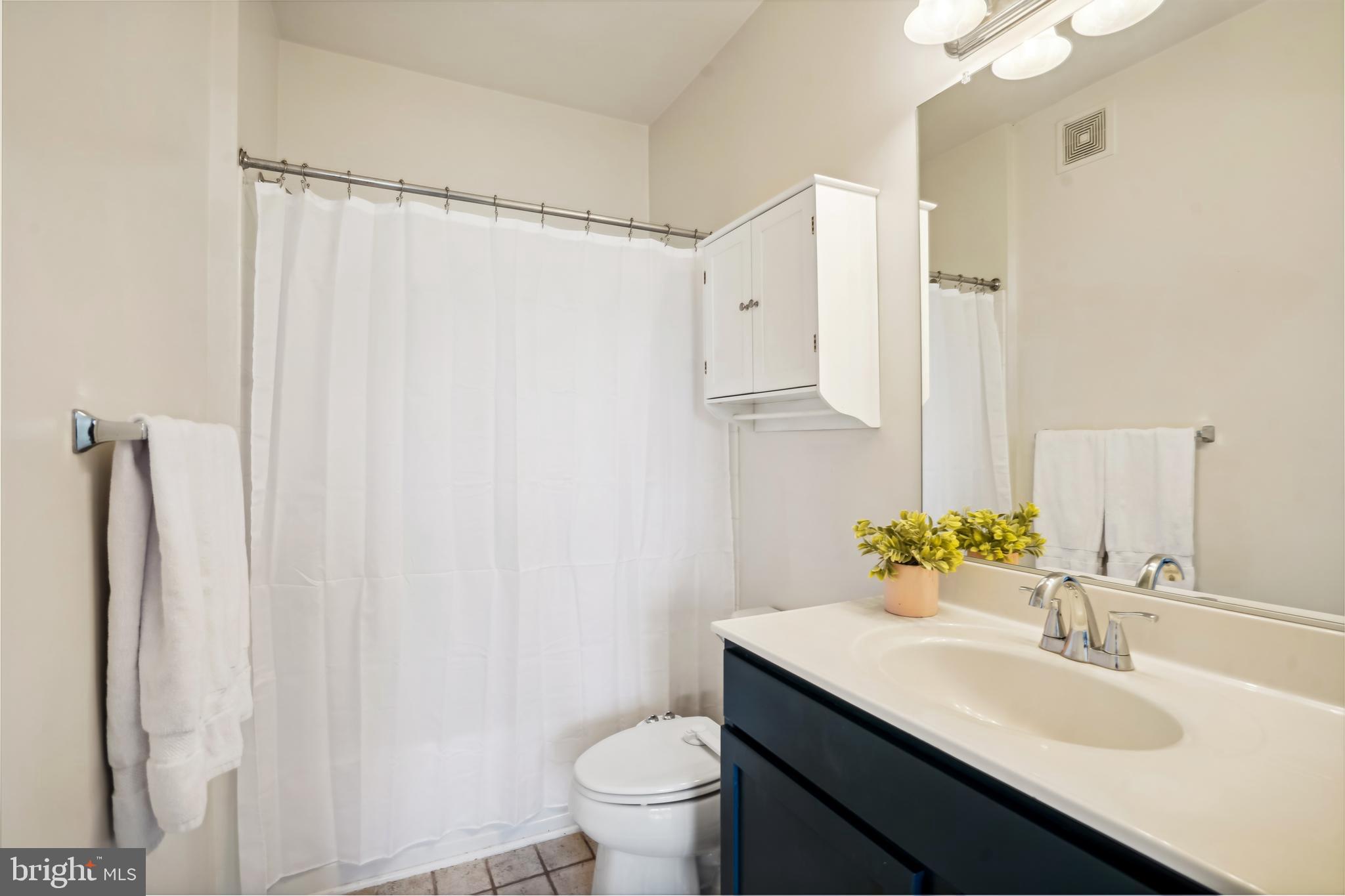 RIDGES AT BELMONT - Residential