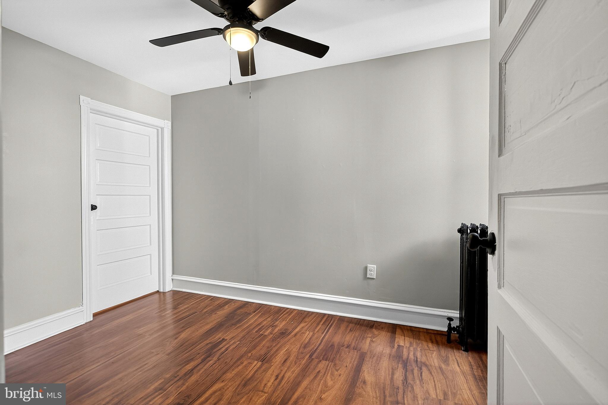 FRANKFORD - Residential