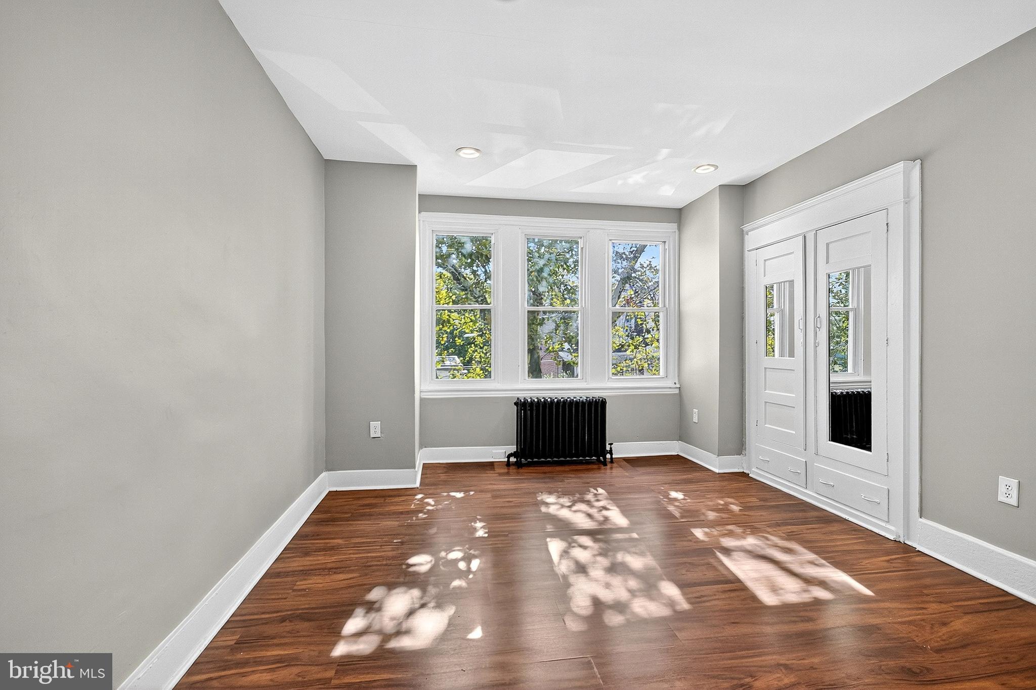 FRANKFORD - Residential