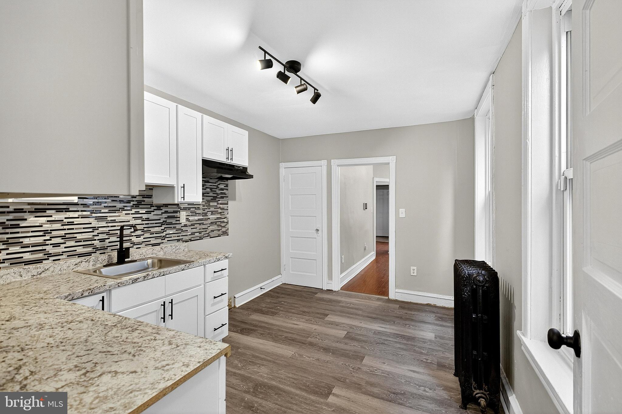 FRANKFORD - Residential