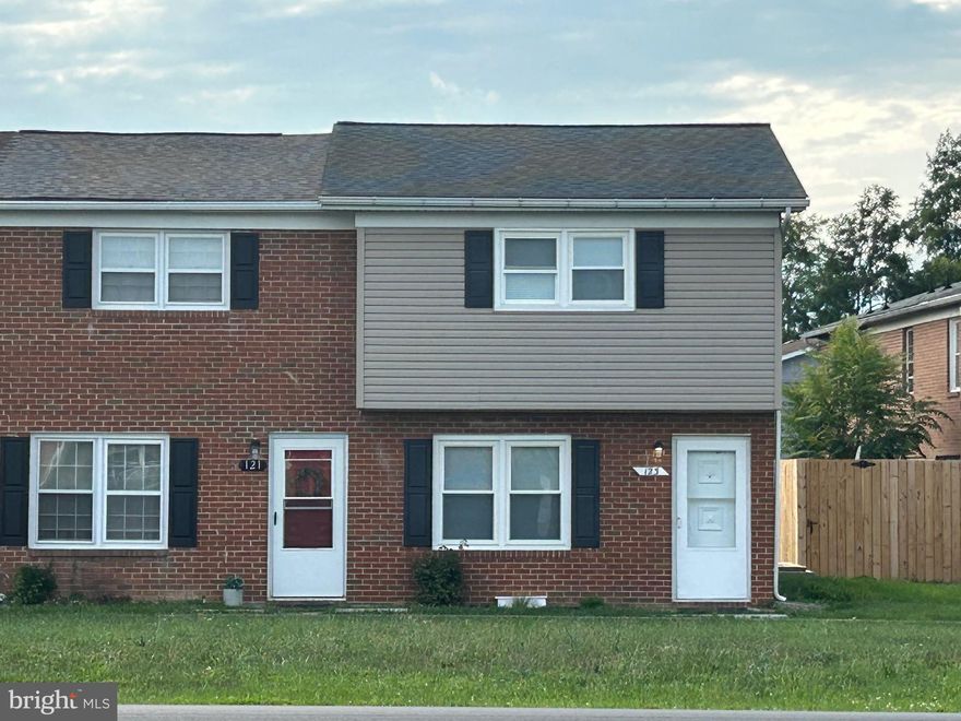 Welcome to 121 Chinquapin Dr, a charming furnished rental located in the heart of Stephens City, Virginia. This beautiful home offers comfortable and convenient living in a peaceful neighborhood.

As you step inside, you are greeted by a spacious and inviting living area that boasts abundant natural light and a warm atmosphere. The open floor plan seamlessly connects the living room to the dining area, creating a perfect space for entertaining or relaxing with family and friends.

The kitchen, featuring modern appliances, and ample cabinet space. Whether you're preparing a quick meal or experimenting with new recipes, this kitchen is sure to inspire your culinary endeavors.

The rental property at 121 Chinquapin Dr offers two bedrooms, providing plenty of space for your family or guests. The additional bedroom is generously sized and offer flexibility for a home office, playroom, or guest accommodation.

Conveniently located in Stephens City, this rental property is within close proximity to local amenities, including shopping centers, restaurants, and parks. Commuting is a breeze with easy access to major highways and public transportation options.

Don't miss the opportunity to make 121 Chinquapin Dr your new home. Experience comfortable living, modern conveniences, and a welcoming community. Contact us today to schedule a viewing and secure this fantastic rental property in Stephens City, VA.