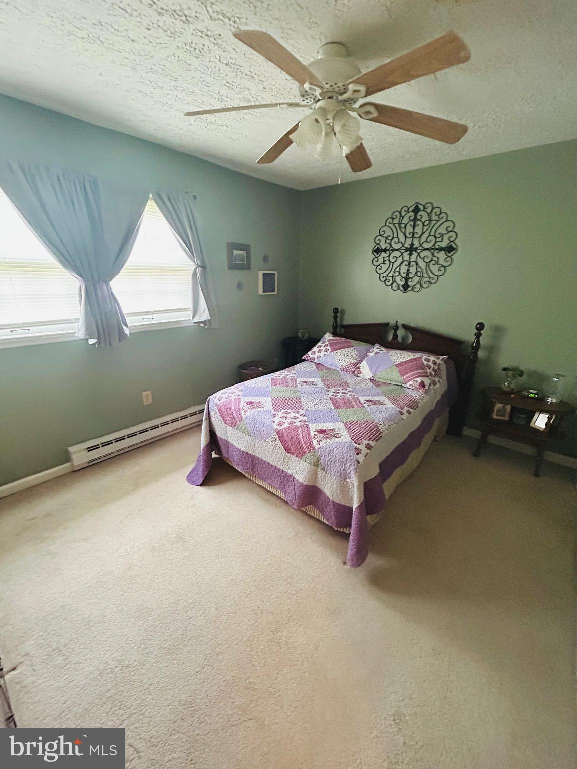 LAKEVIEW TOWNHOMES - Residential Lease