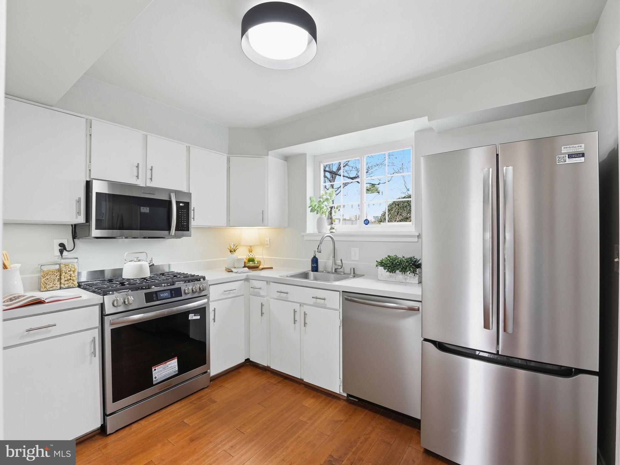 FAIRLINGTON TOWNE - Residential