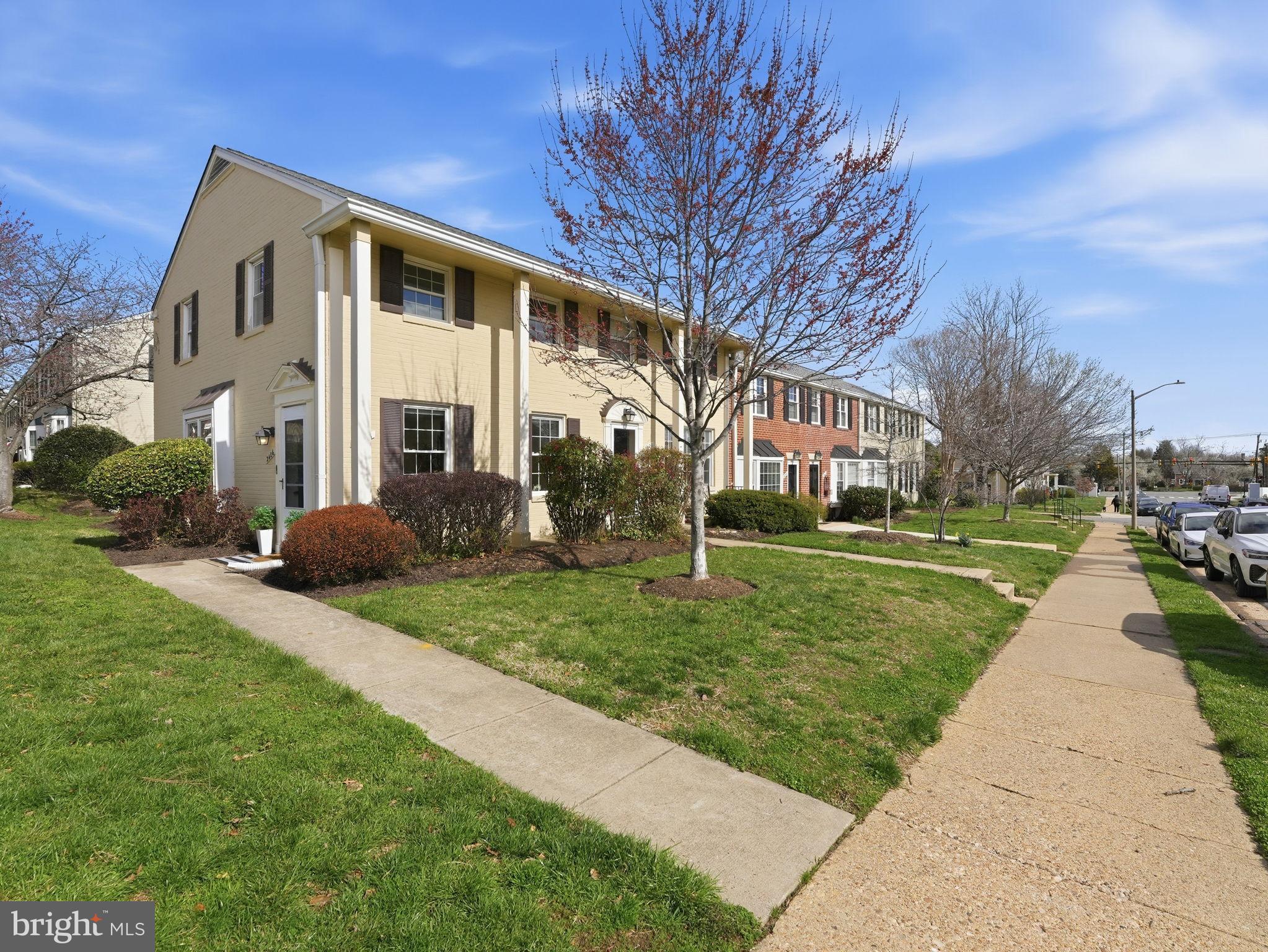 FAIRLINGTON TOWNE - Residential