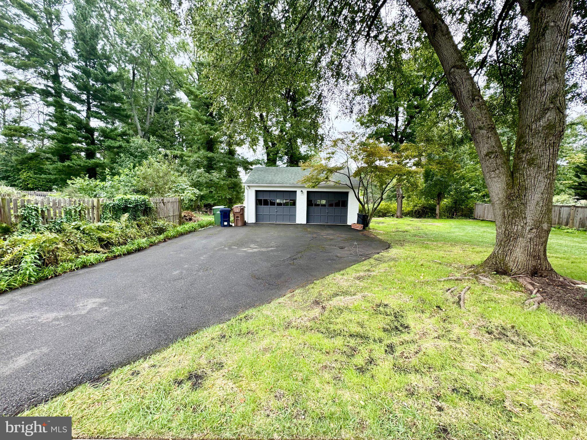 514 TENNIS AVENUE