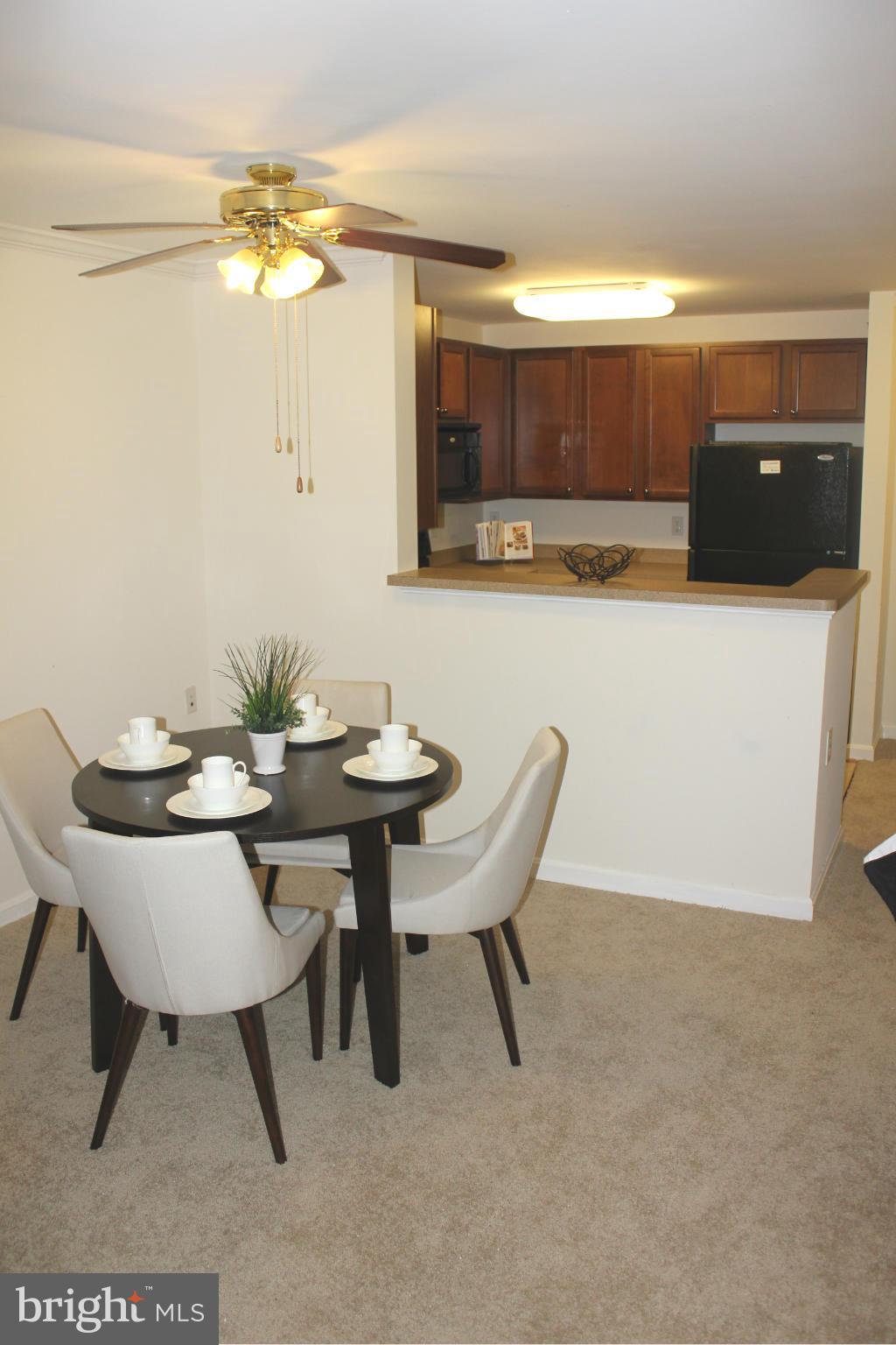 CHESTNUT OAKS - Residential