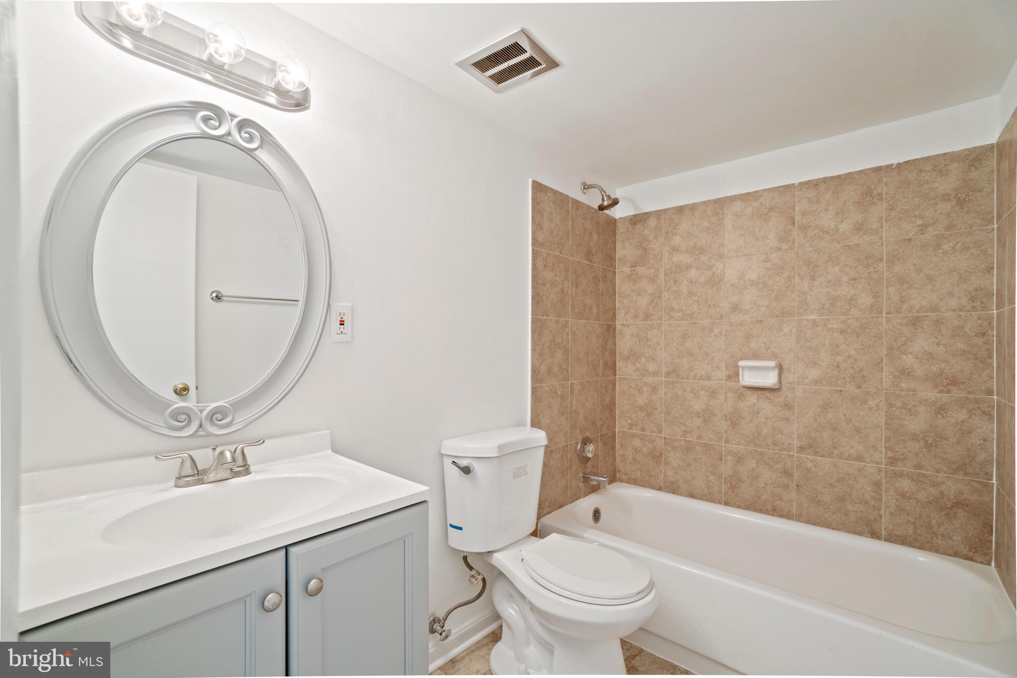 DALE CITY - Residential