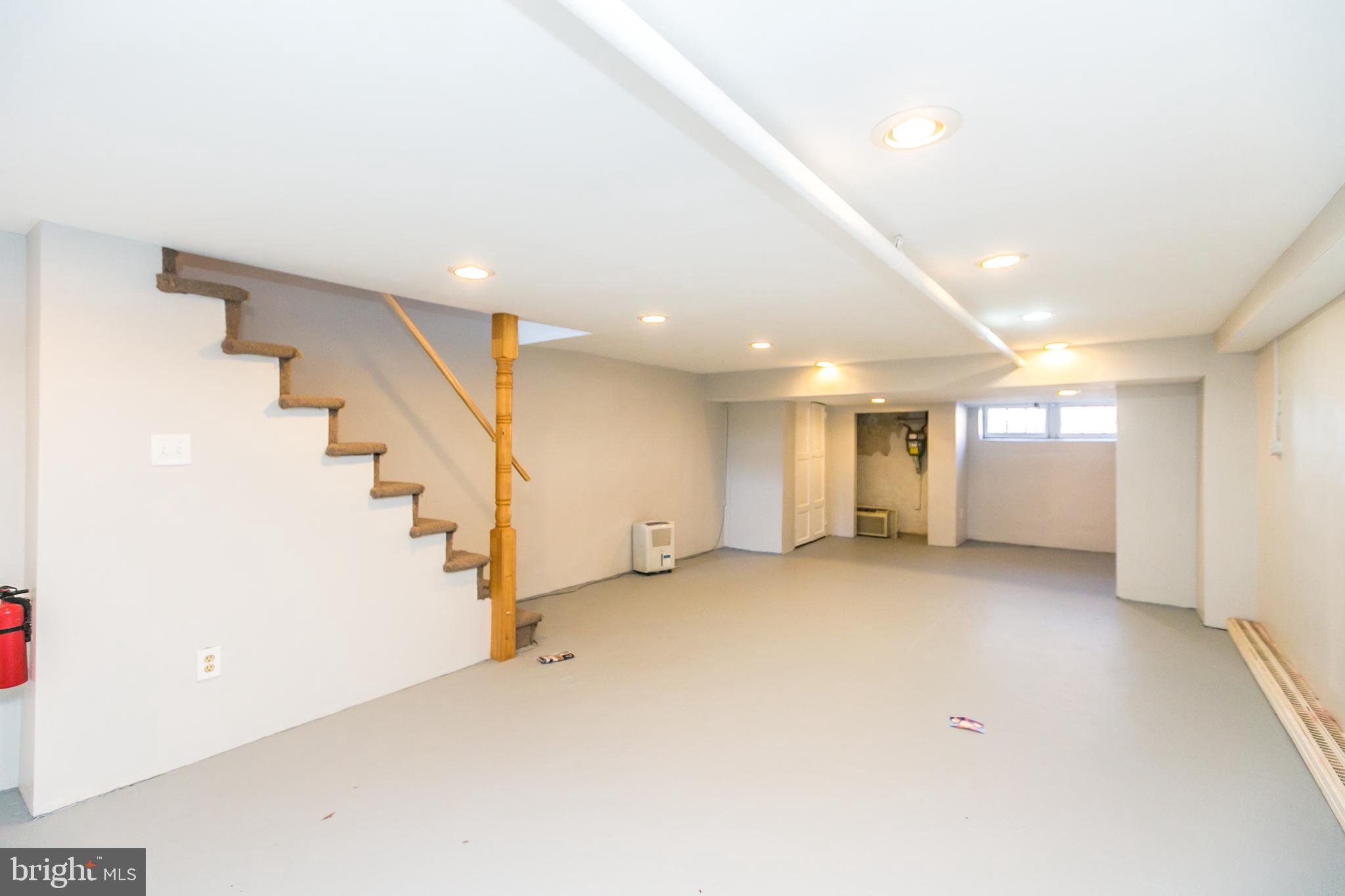 CHARLES VILLAGE - Residential