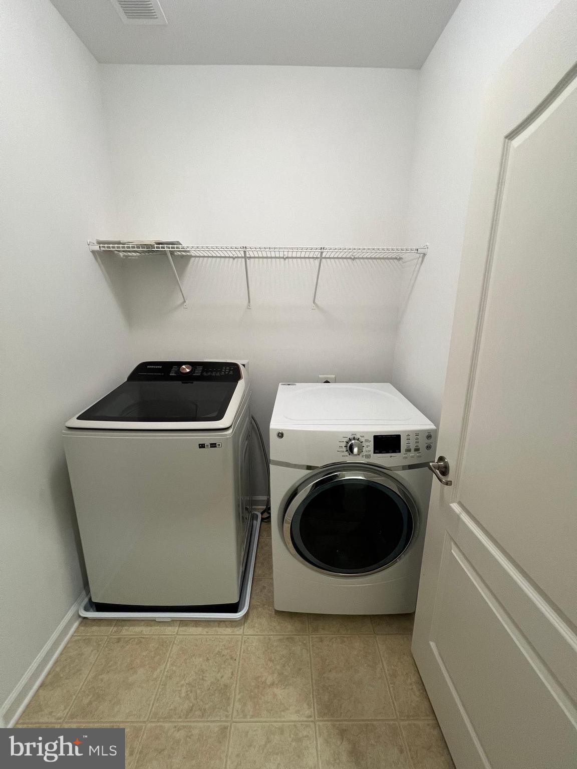 DANE RIDGE CONDO - Residential Lease