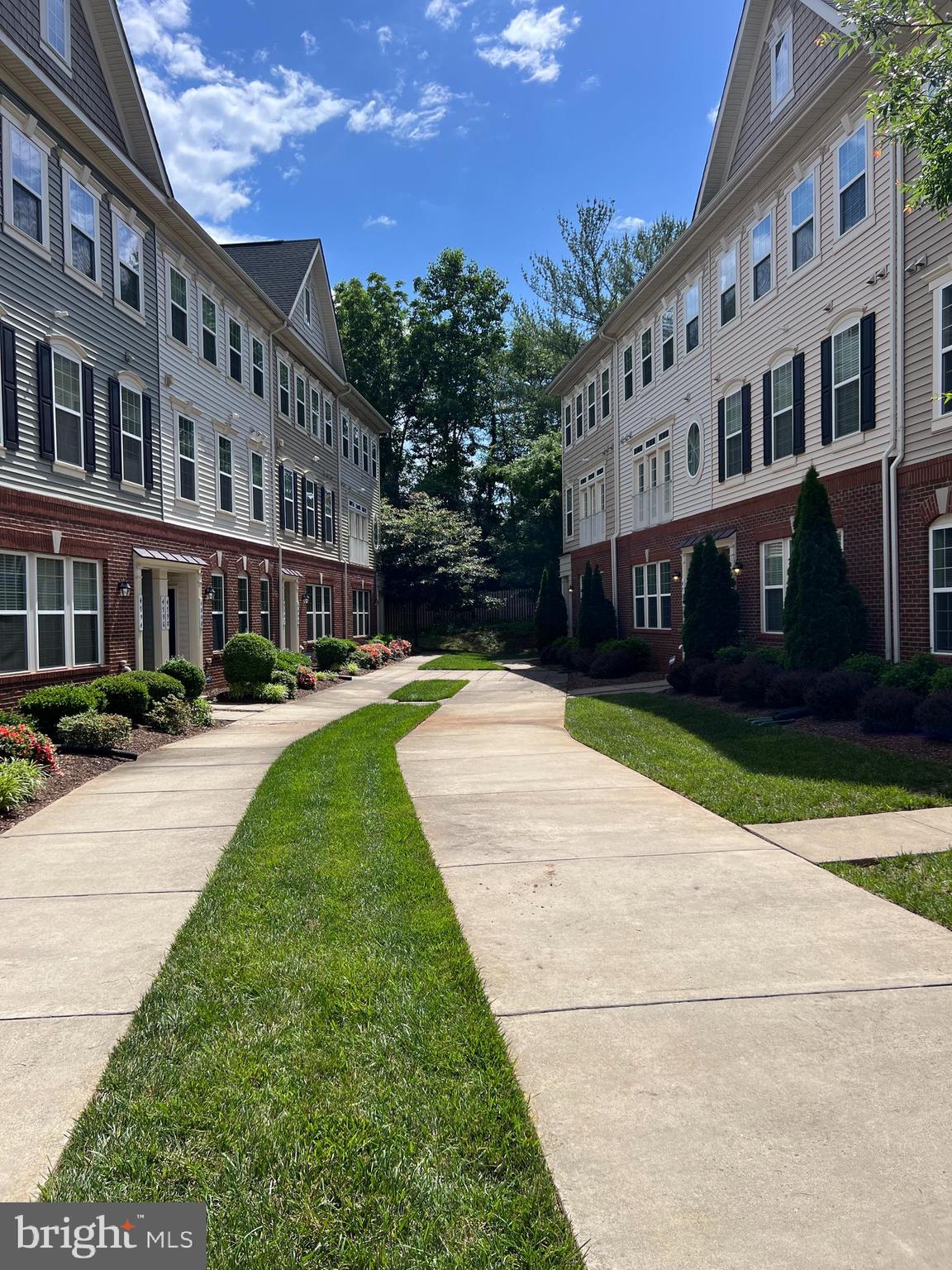 DANE RIDGE CONDO - Residential Lease