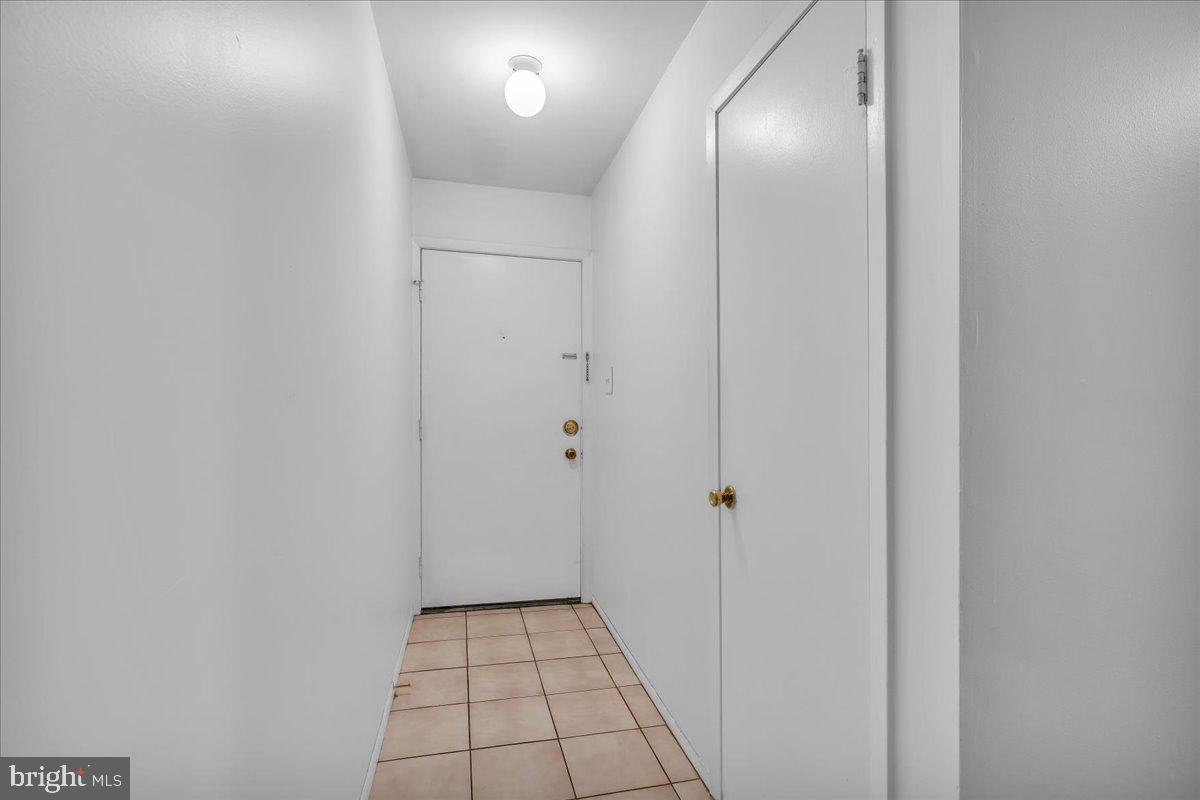 607 WOODHOLLOW DRIVE