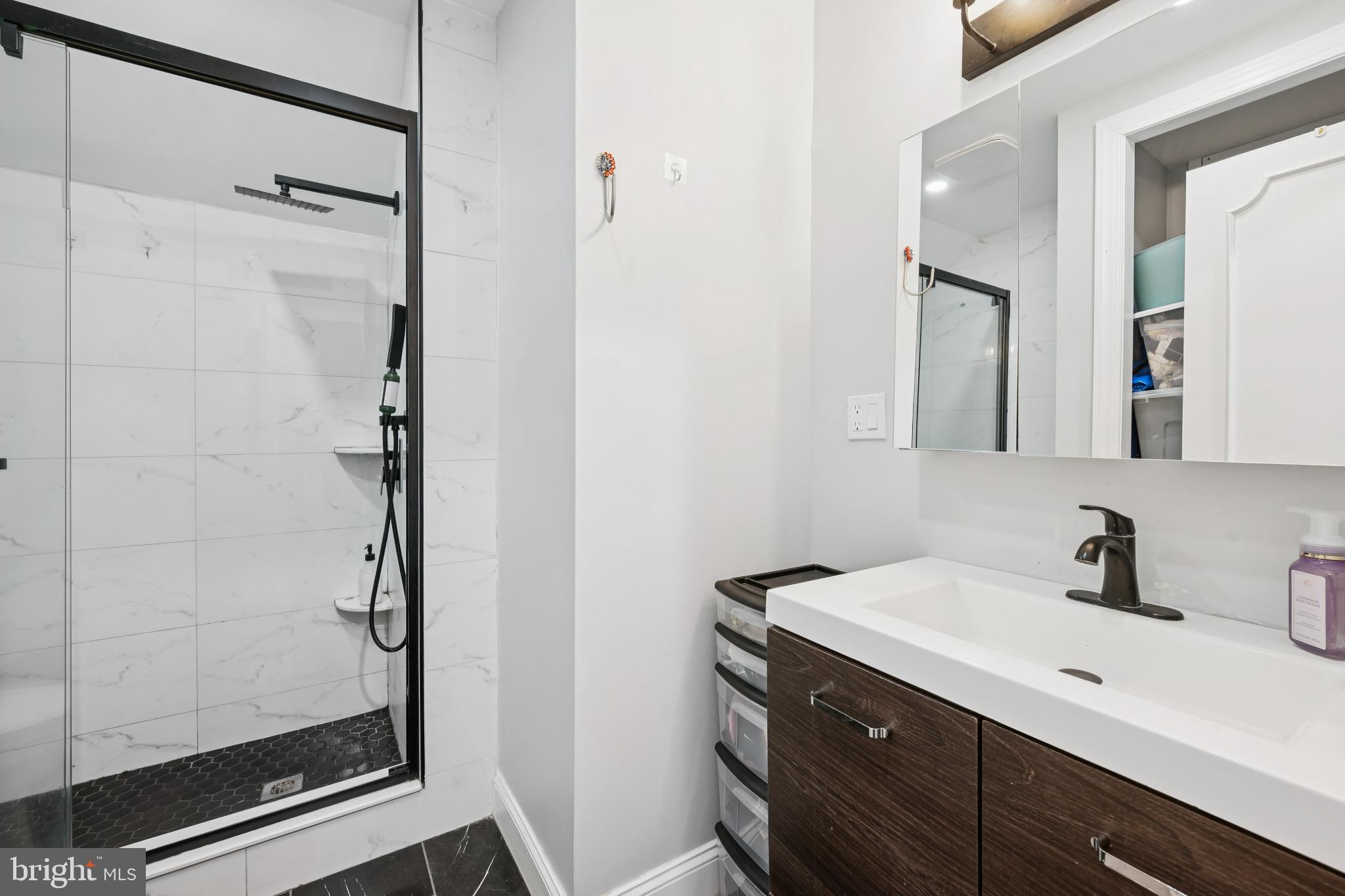 PINE VALLEY - Residential