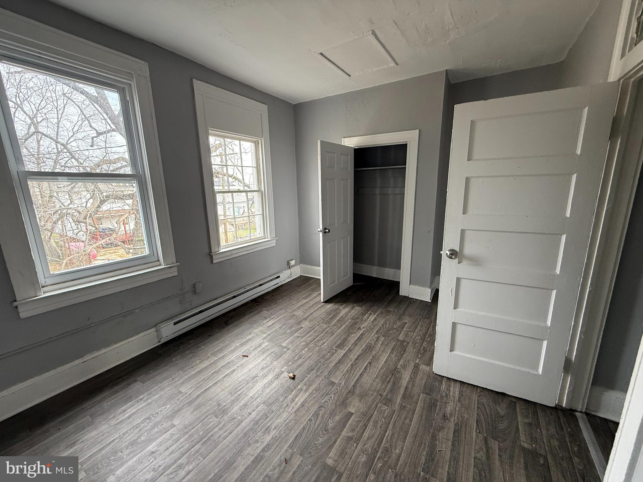 ARLINGTON - Residential