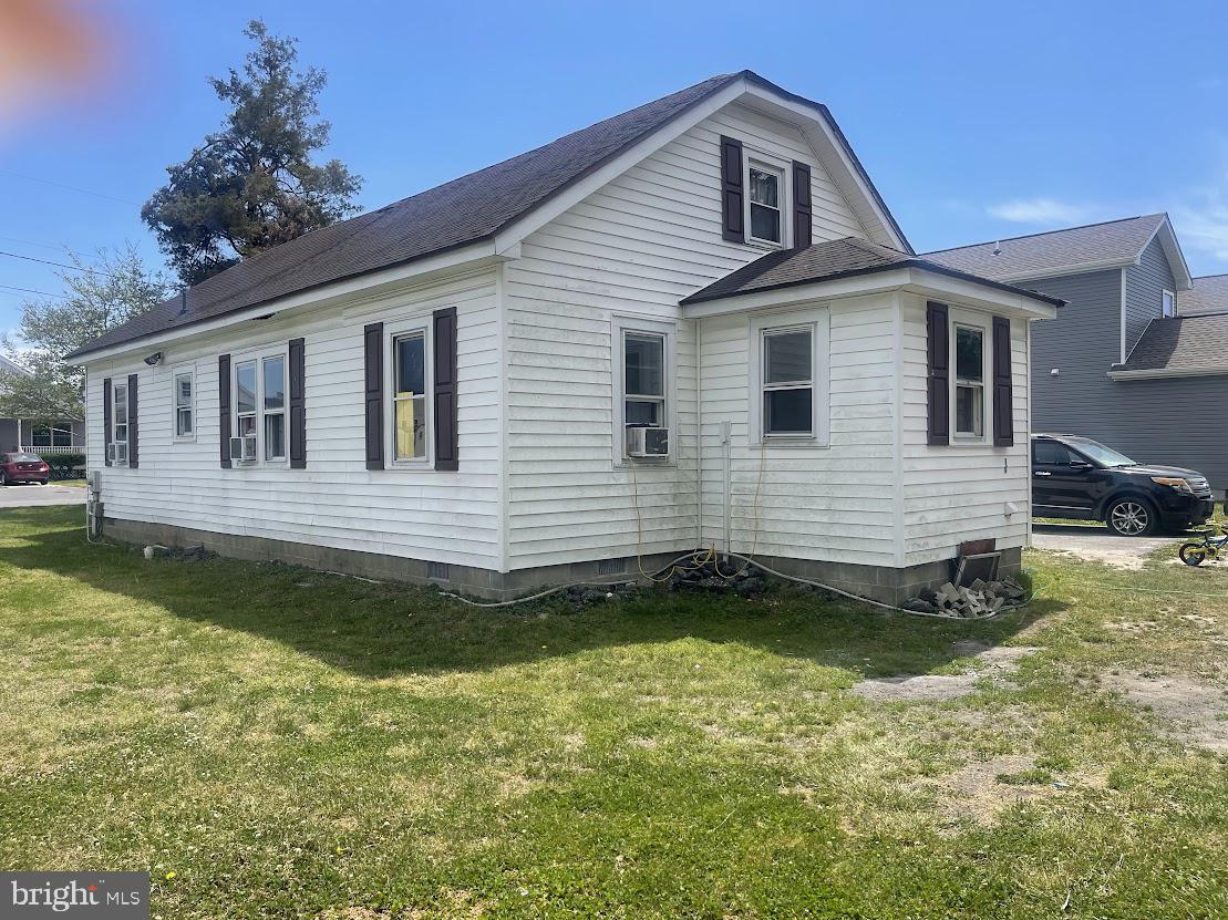 305 ROSA STREET