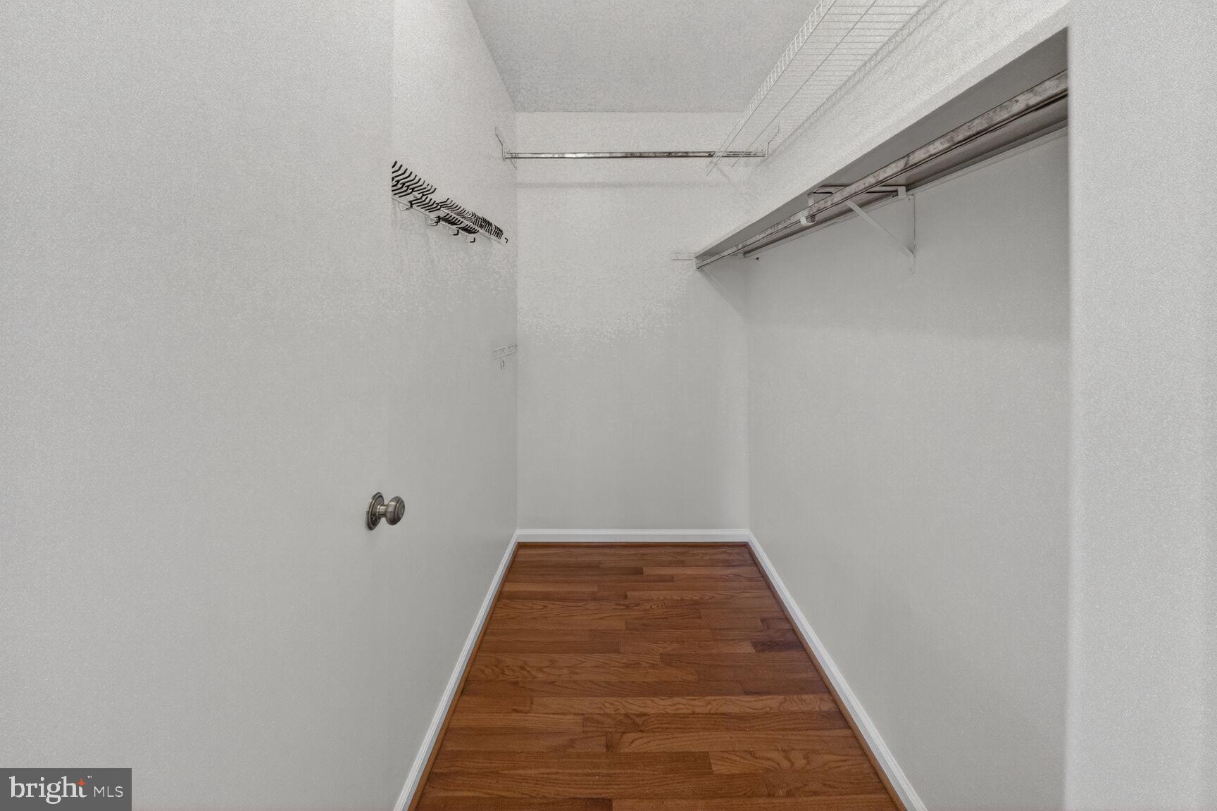 FALLSREACH - Residential