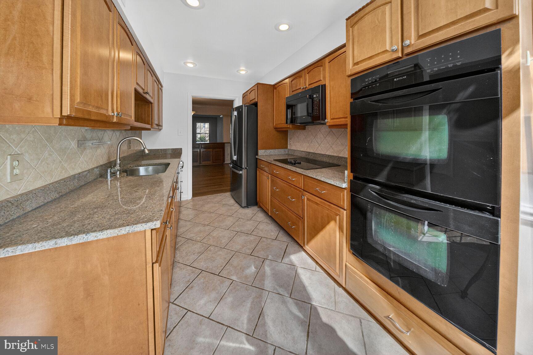 FALLSREACH - Residential