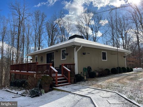 4520 FREE STATE ROAD MARSHALL VA 20115