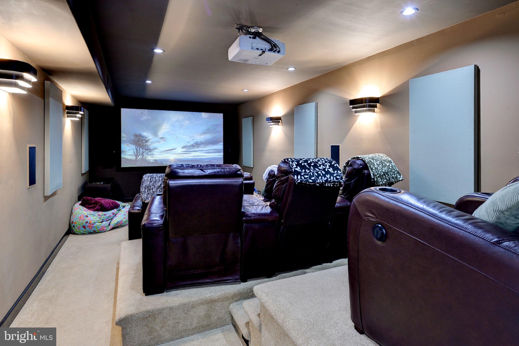 WELLINGTON - Residential