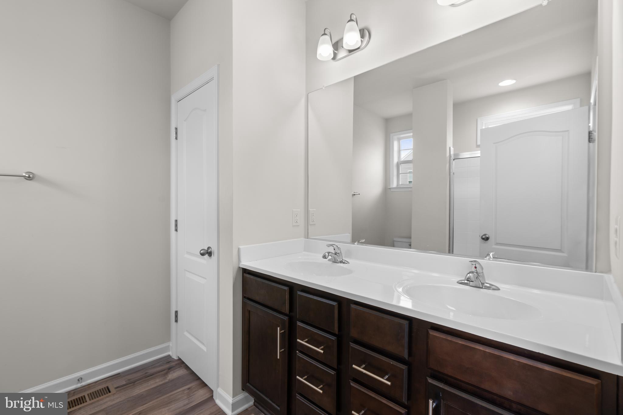 LAUREL OVERLOOK - Residential