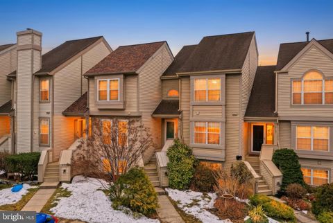 6185 STONEPATH CIRCLE CENTREVILLE VA 20120