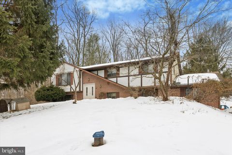 Photo of 128 Engletown Road, HONEY BROOK, PA 19344 (MLS # PACT2116294)