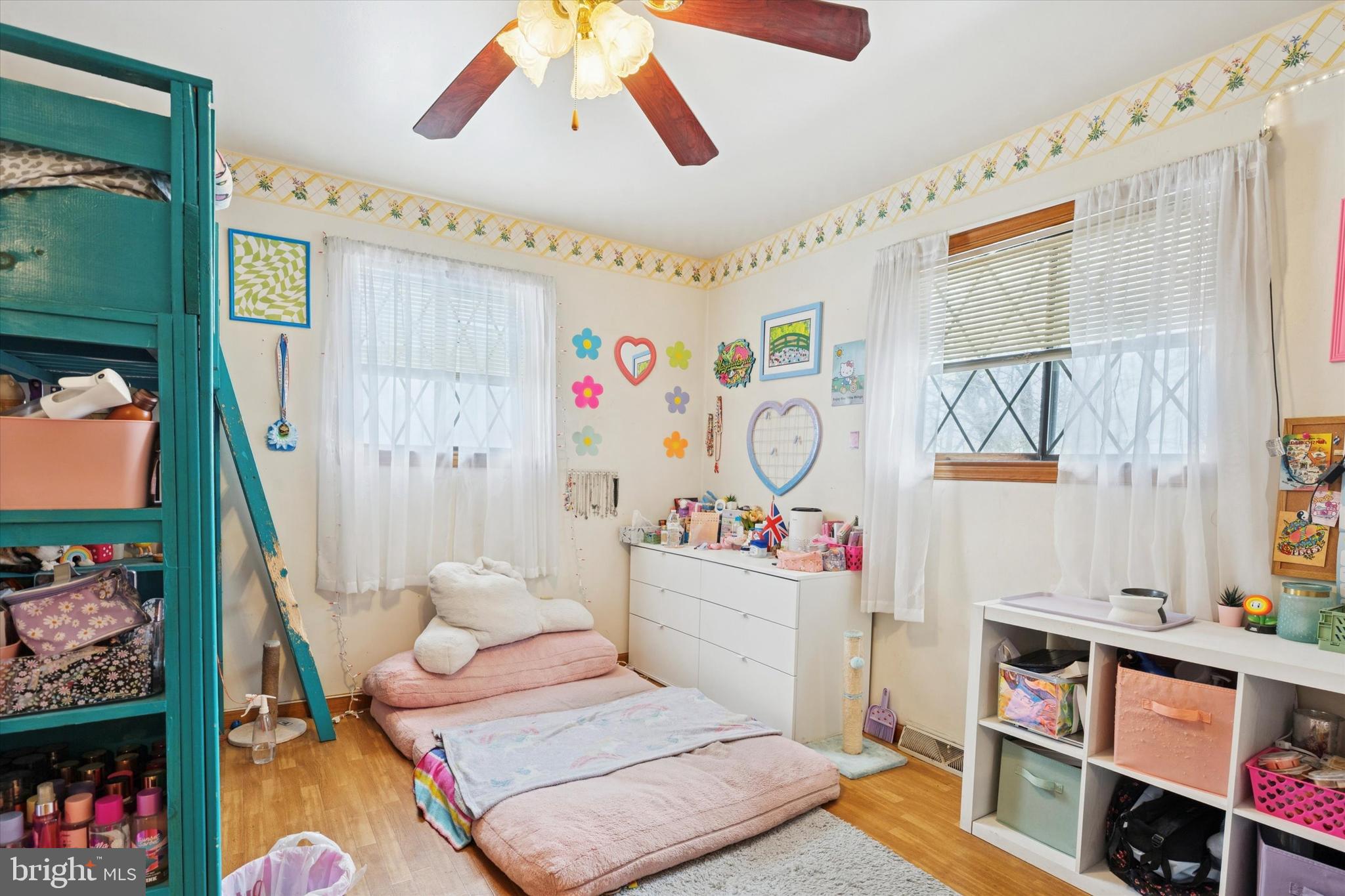 SPRING GLEN ACRES - Residential