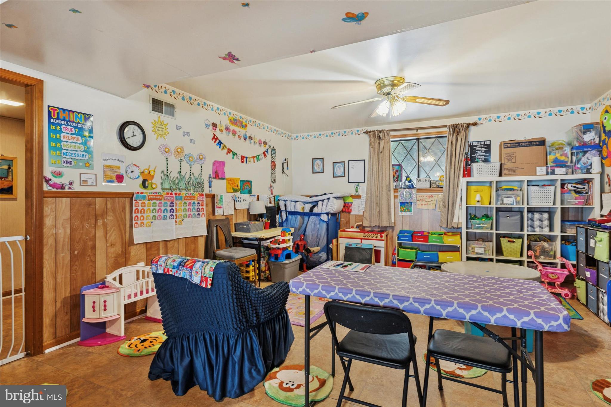 SPRING GLEN ACRES - Residential