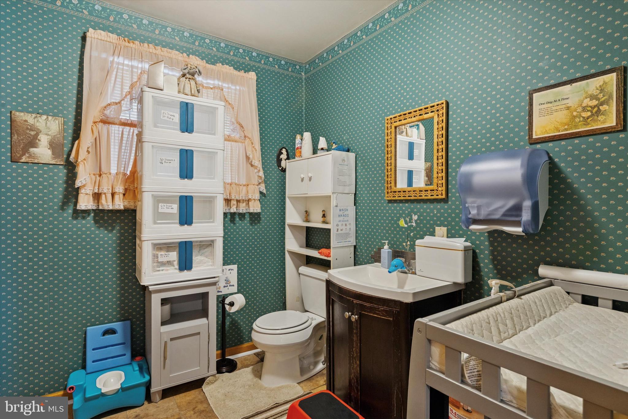 SPRING GLEN ACRES - Residential