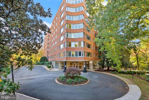 4200 CATHEDRAL AVENUE NW 812 WASHINGTON DC 20016