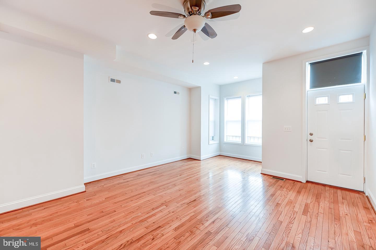 14 FLORIDA AVENUE NE