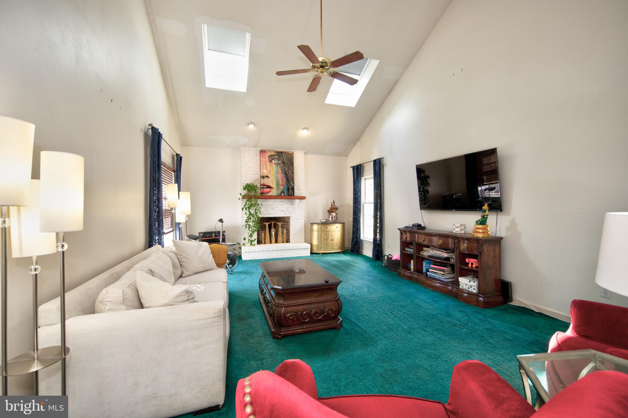 MARSHALL CREEK FAR - Residential