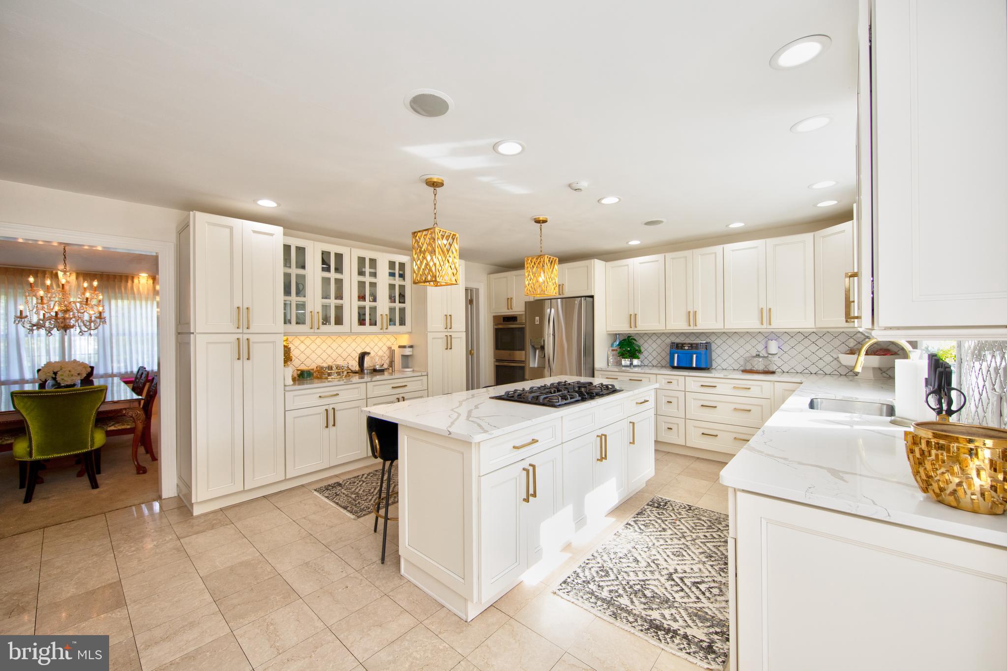 MARSHALL CREEK FAR - Residential