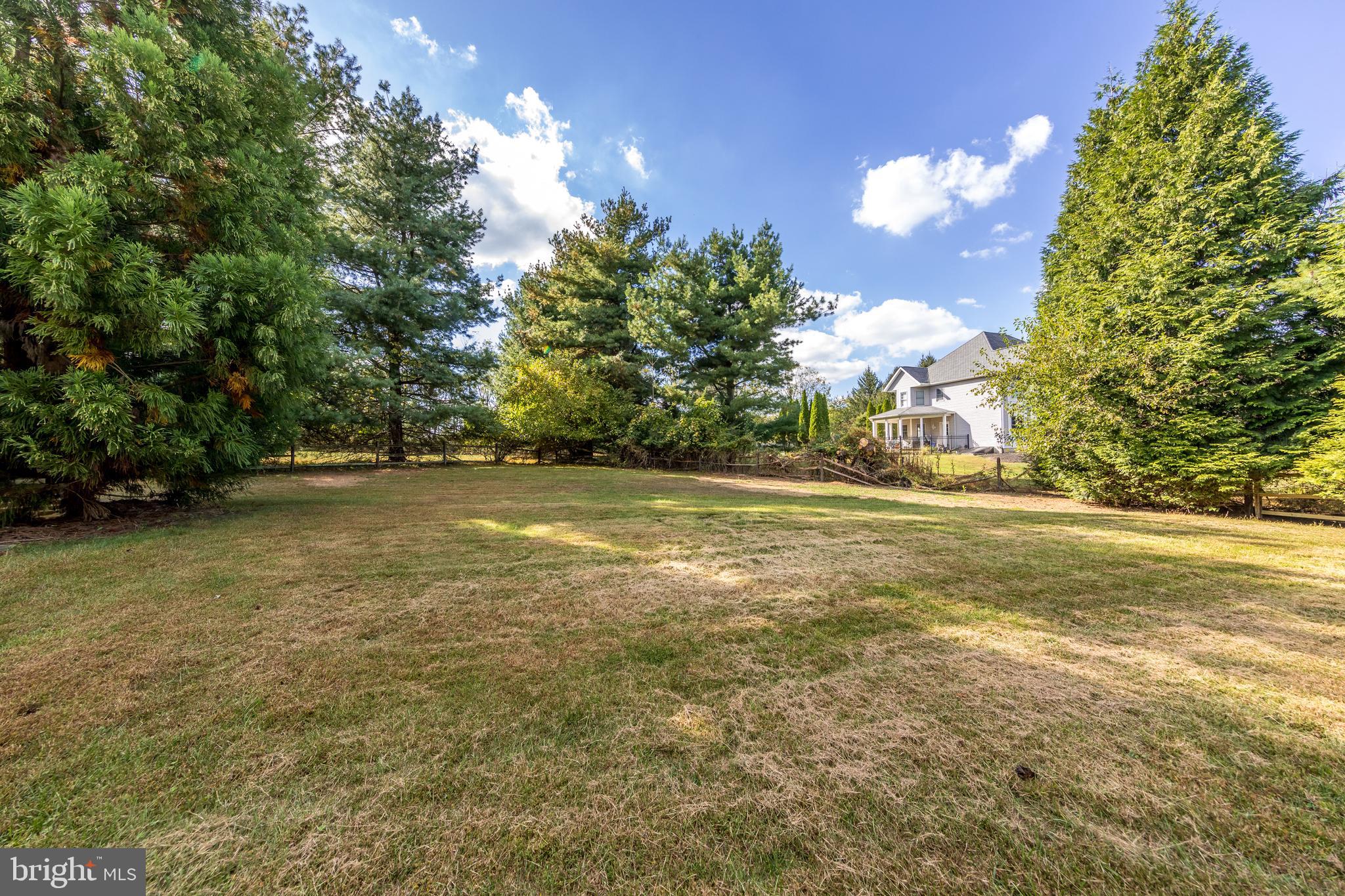 MARSHALL CREEK FAR - Residential