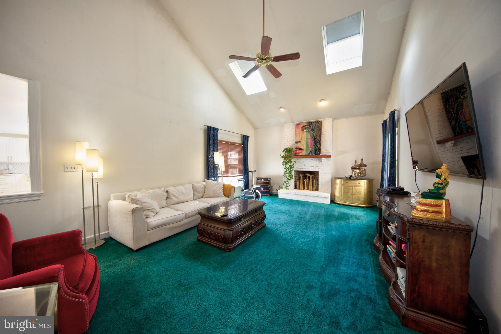 MARSHALL CREEK FAR - Residential