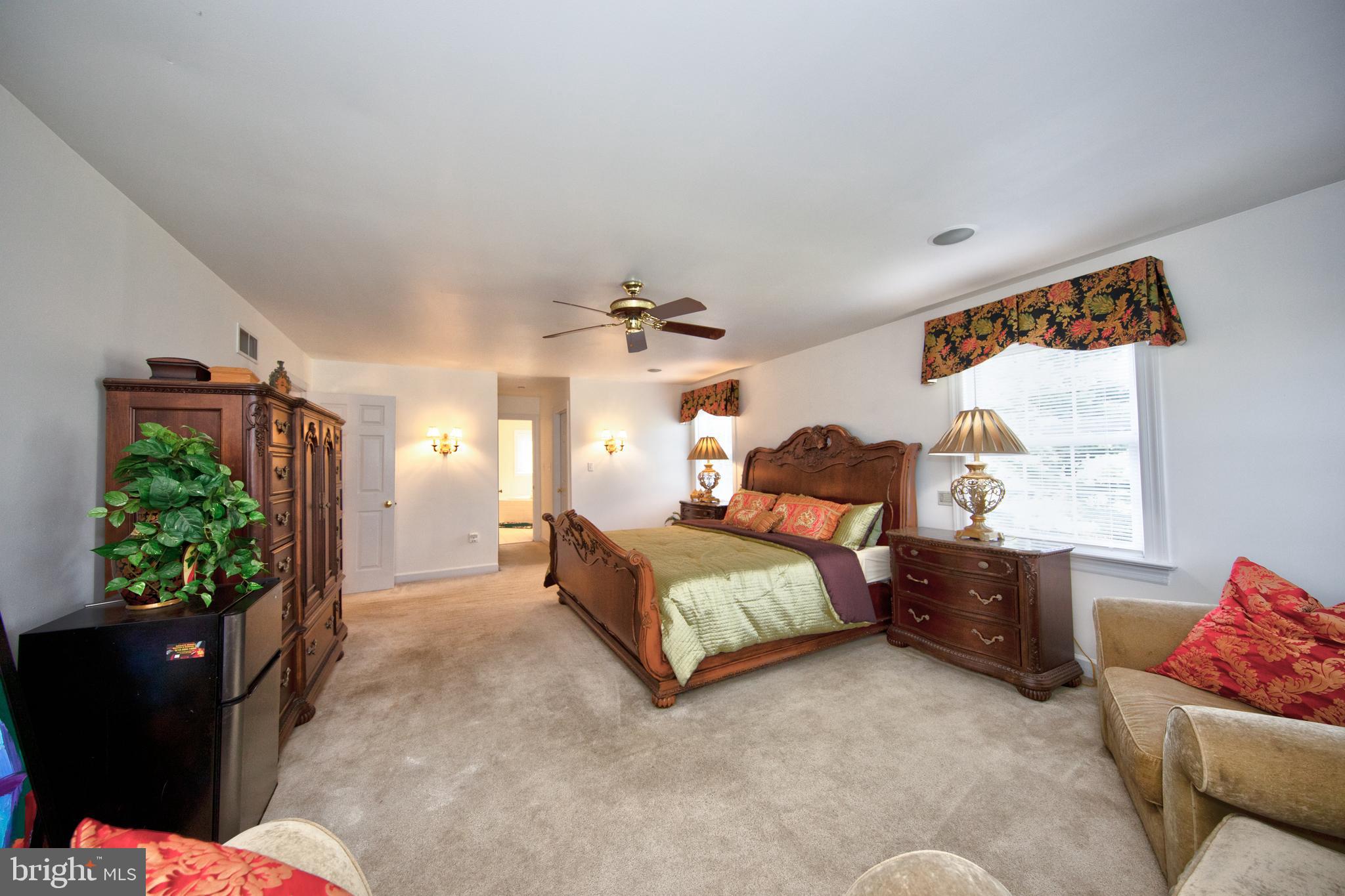 MARSHALL CREEK FAR - Residential