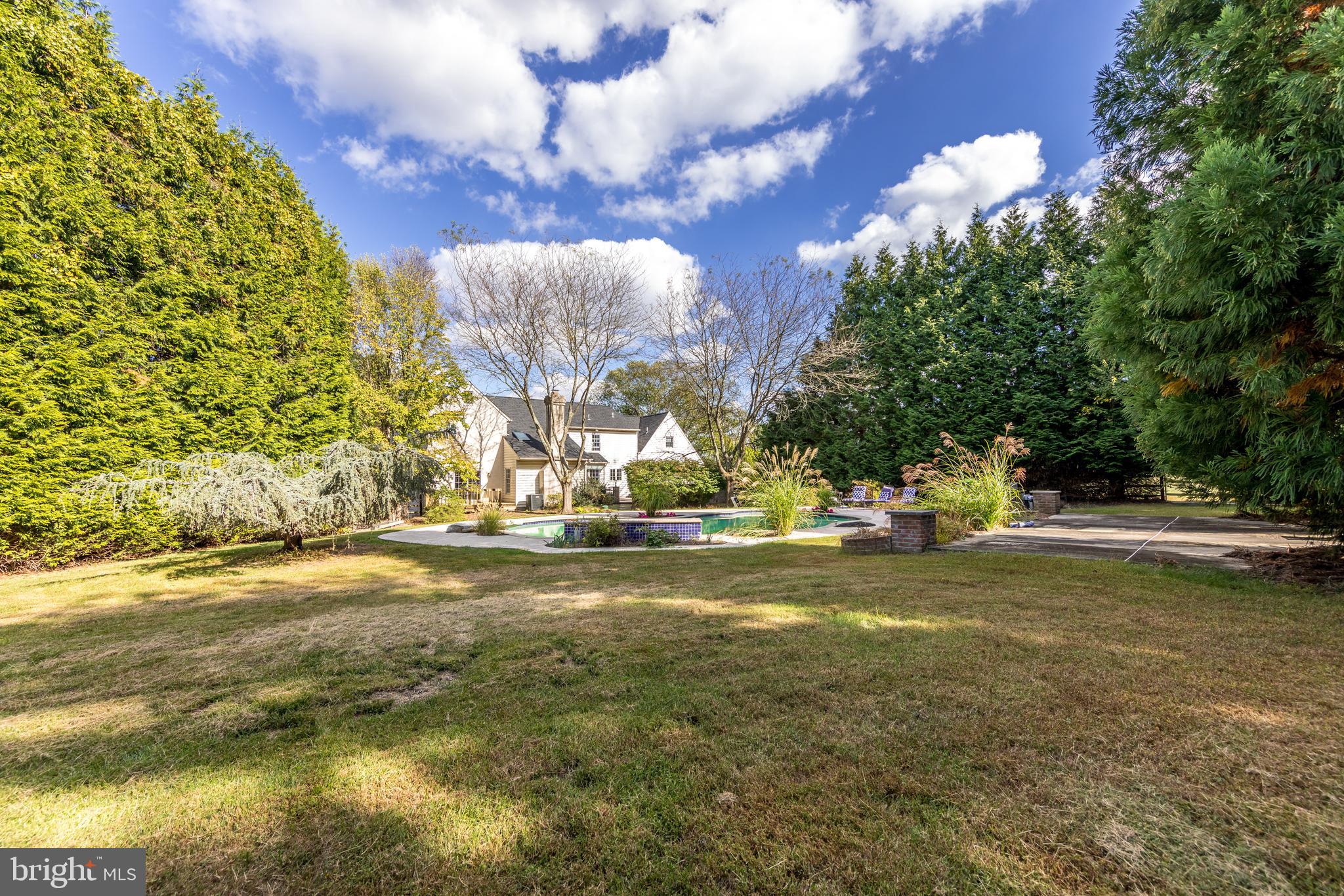 MARSHALL CREEK FAR - Residential