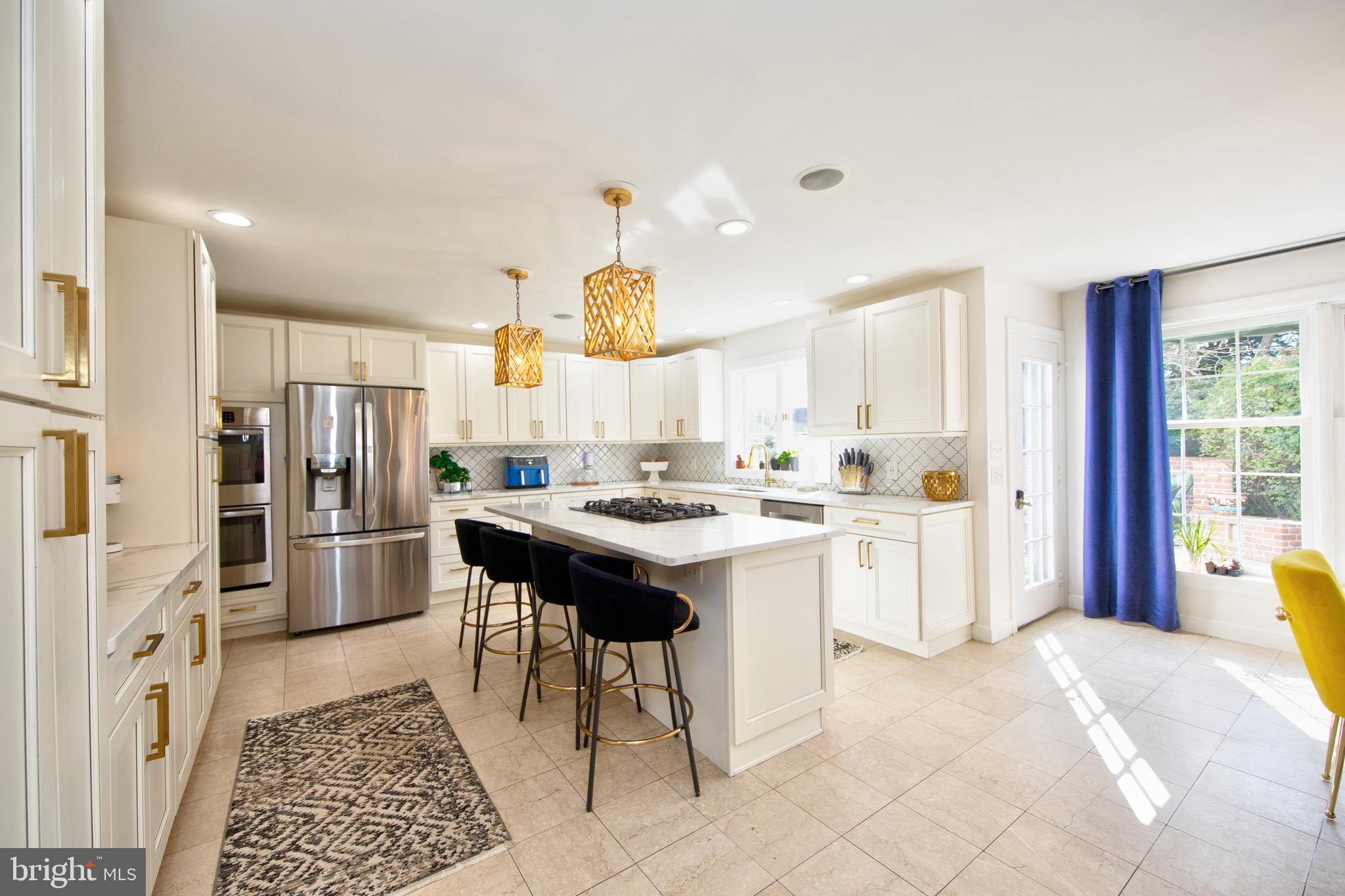 MARSHALL CREEK FAR - Residential