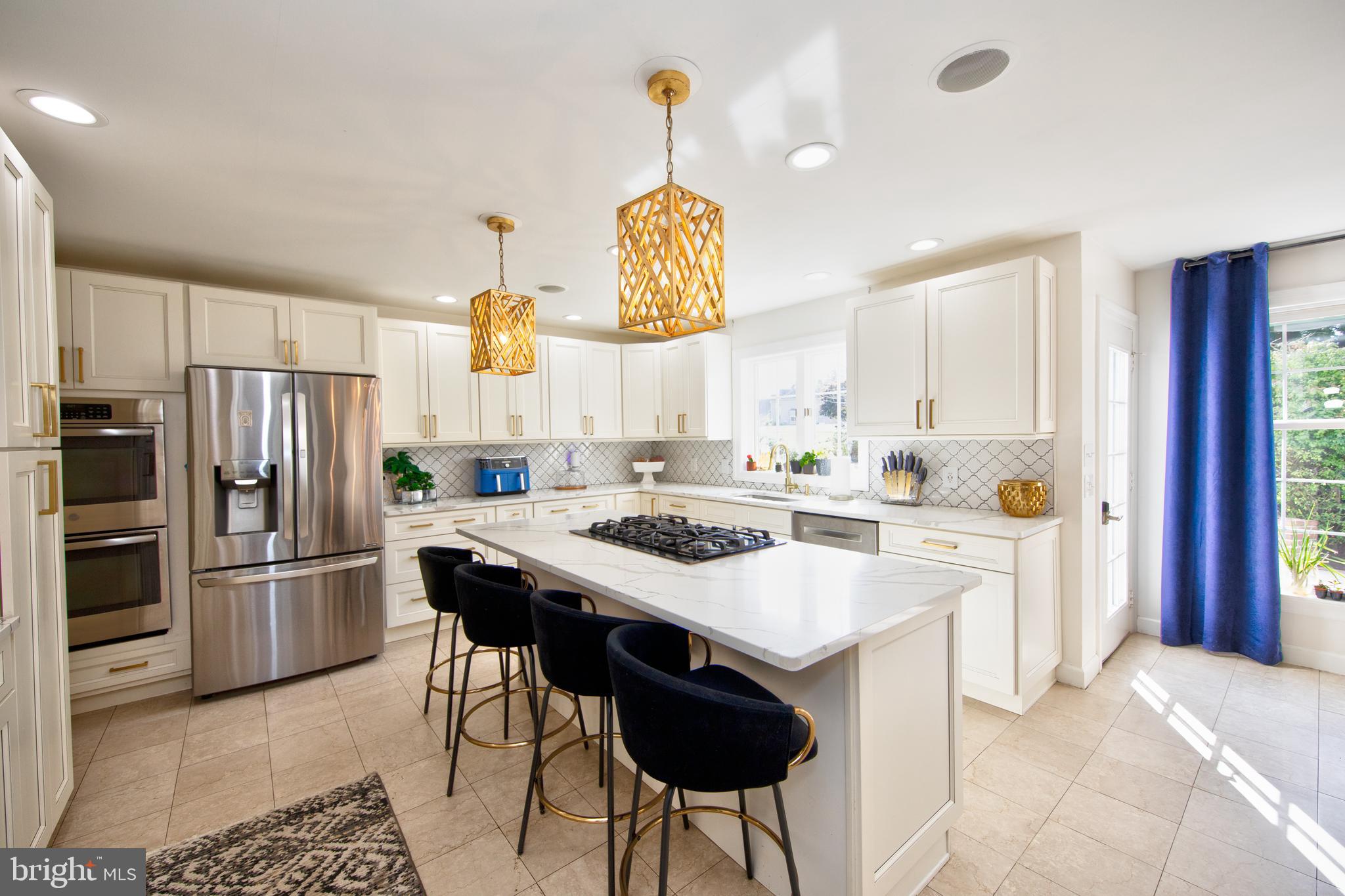 MARSHALL CREEK FAR - Residential