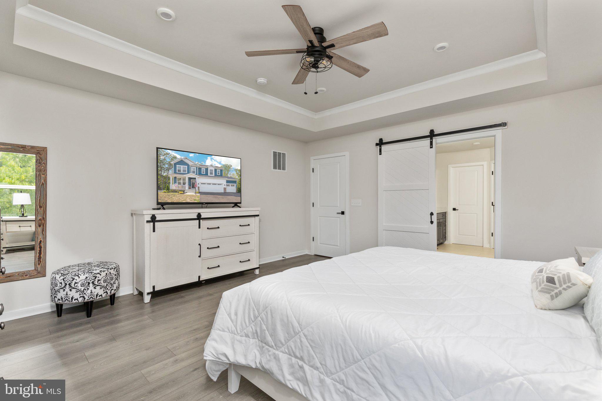 VIRGINIA CROSSING - Residential