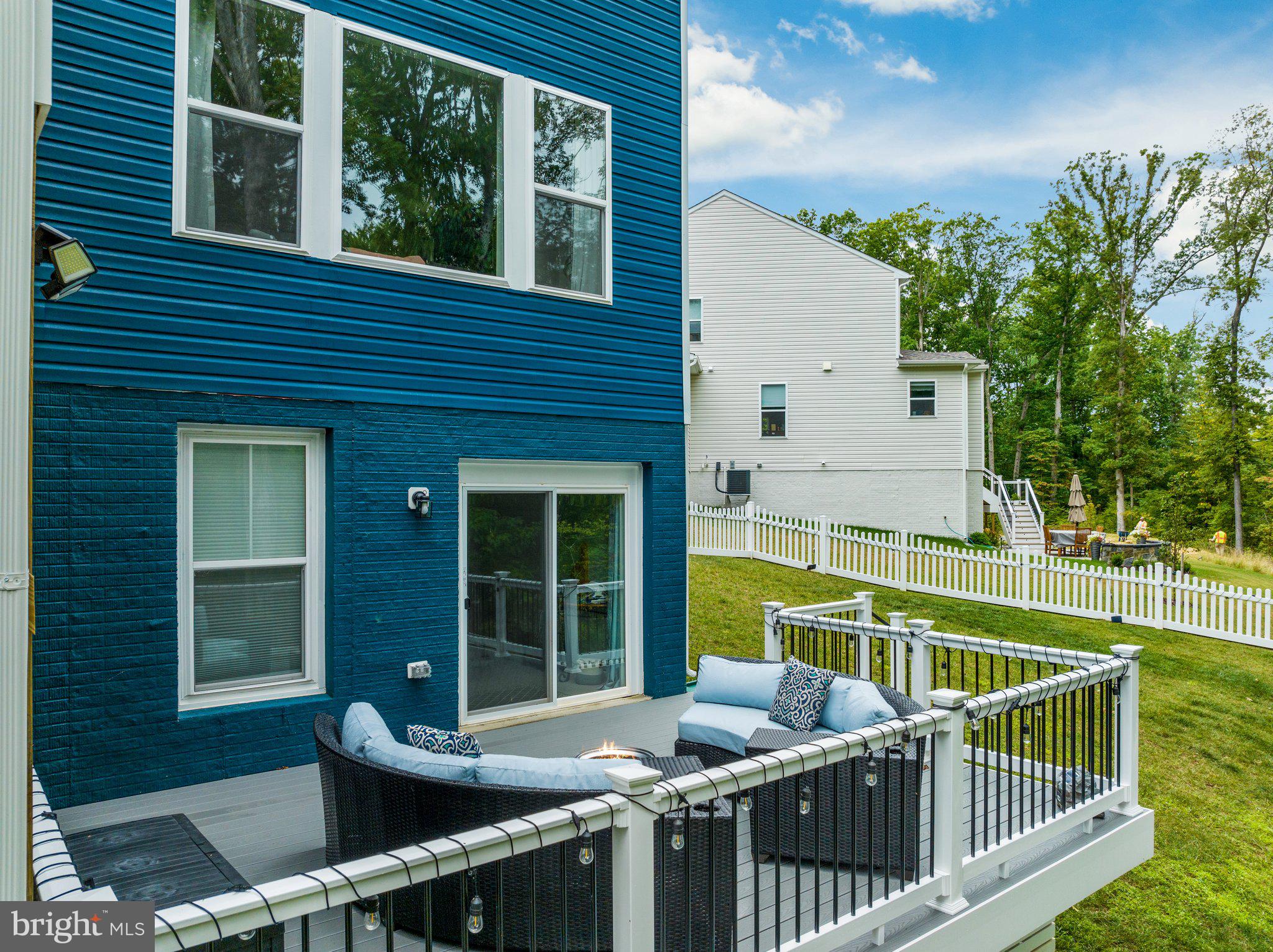 VIRGINIA CROSSING - Residential