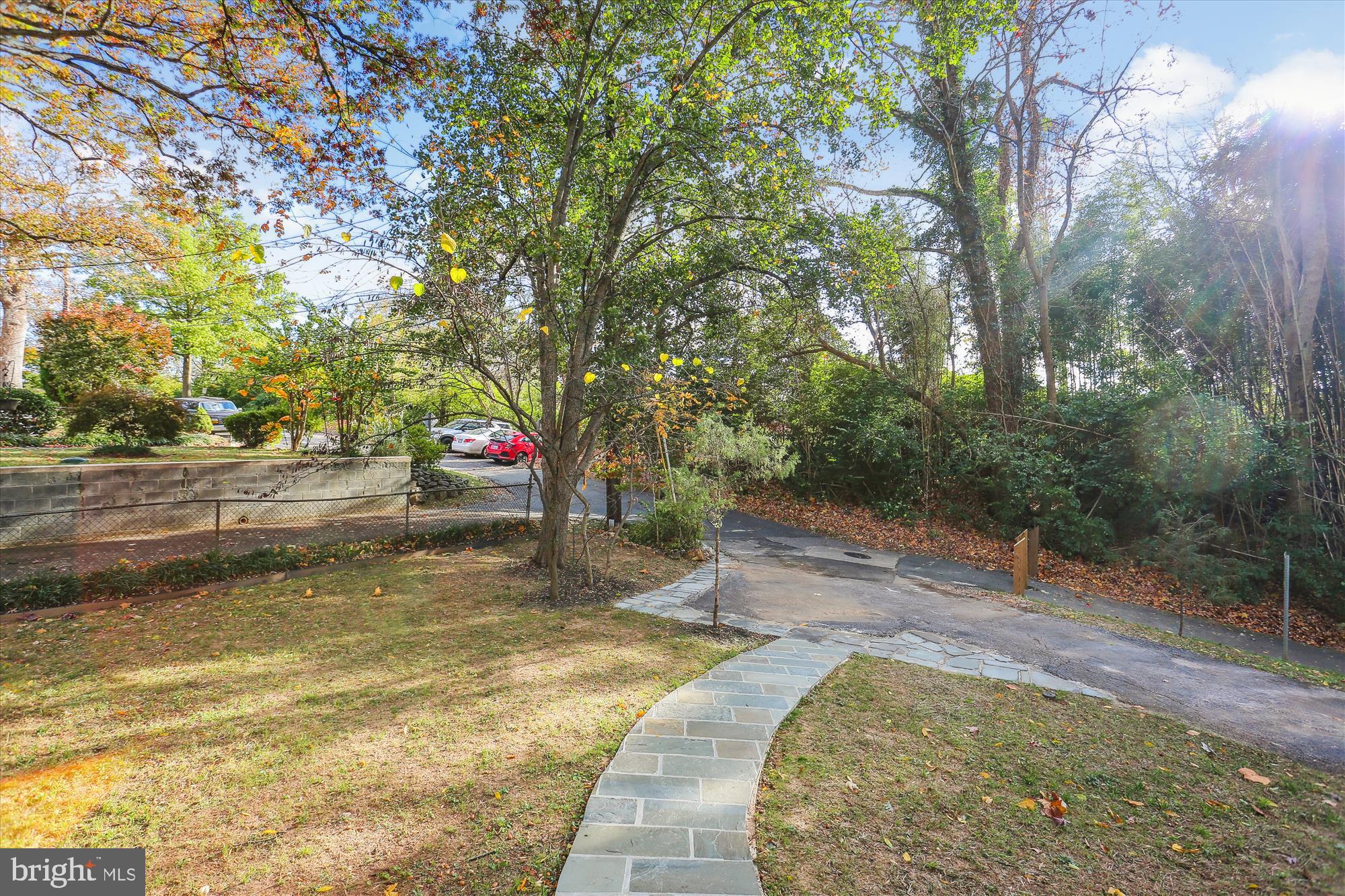 KEN GAR - Residential