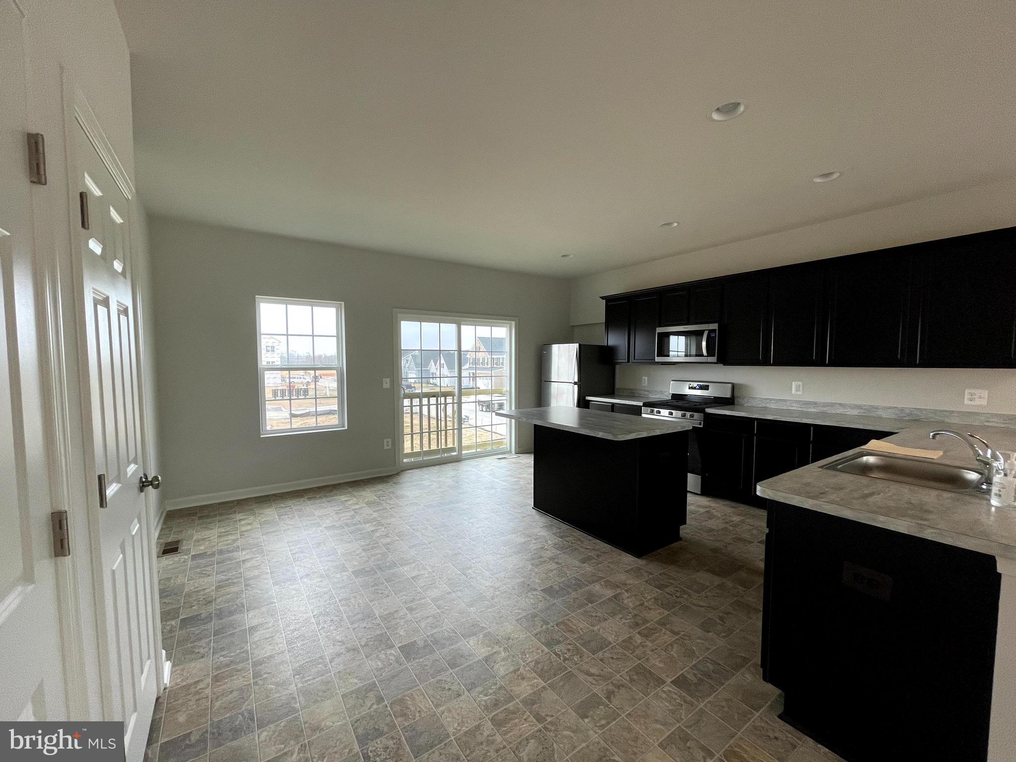 SNOWDEN BRIDGE - Residential Lease