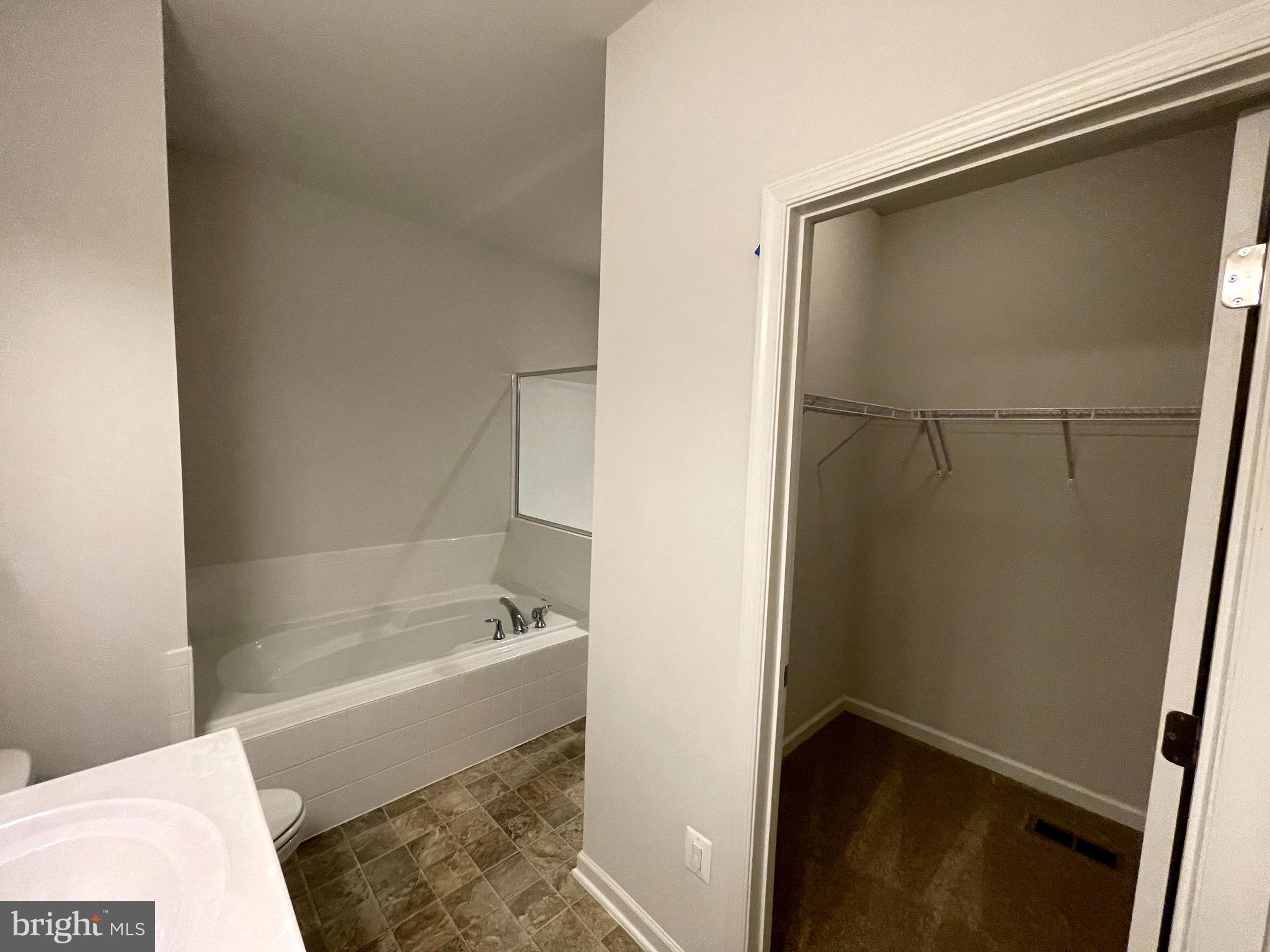 SNOWDEN BRIDGE - Residential Lease