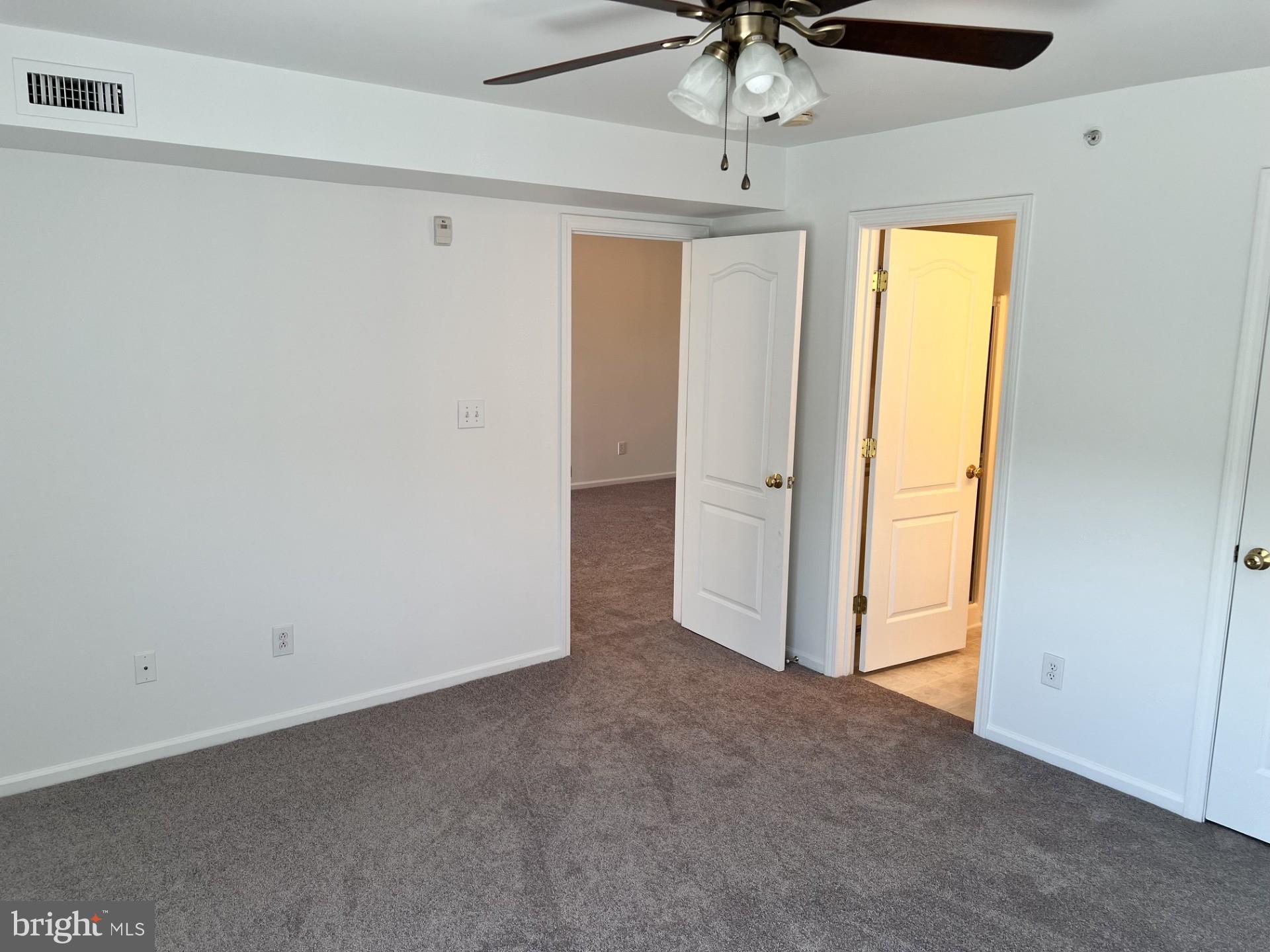 CONGRESSIONAL VILLAG - Residential