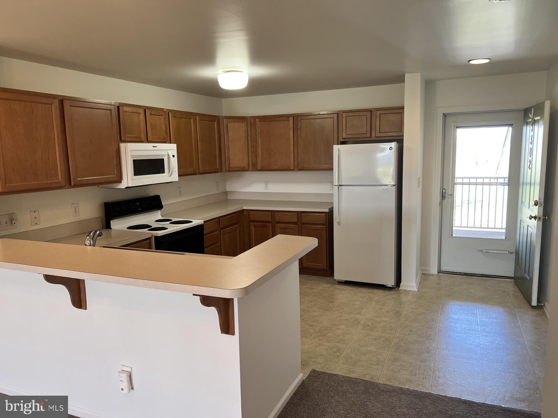 CONGRESSIONAL VILLAG - Residential